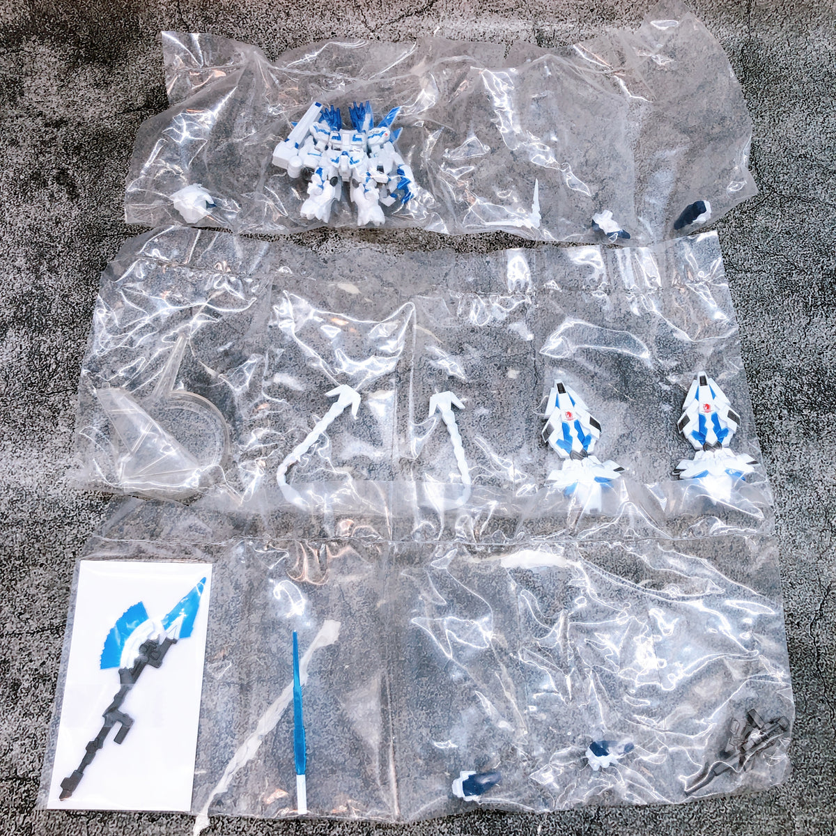 FW GUNDAM CONVERGE CORE Unicorn Gundam Perfectibility Figure 15+ Premium Bandai