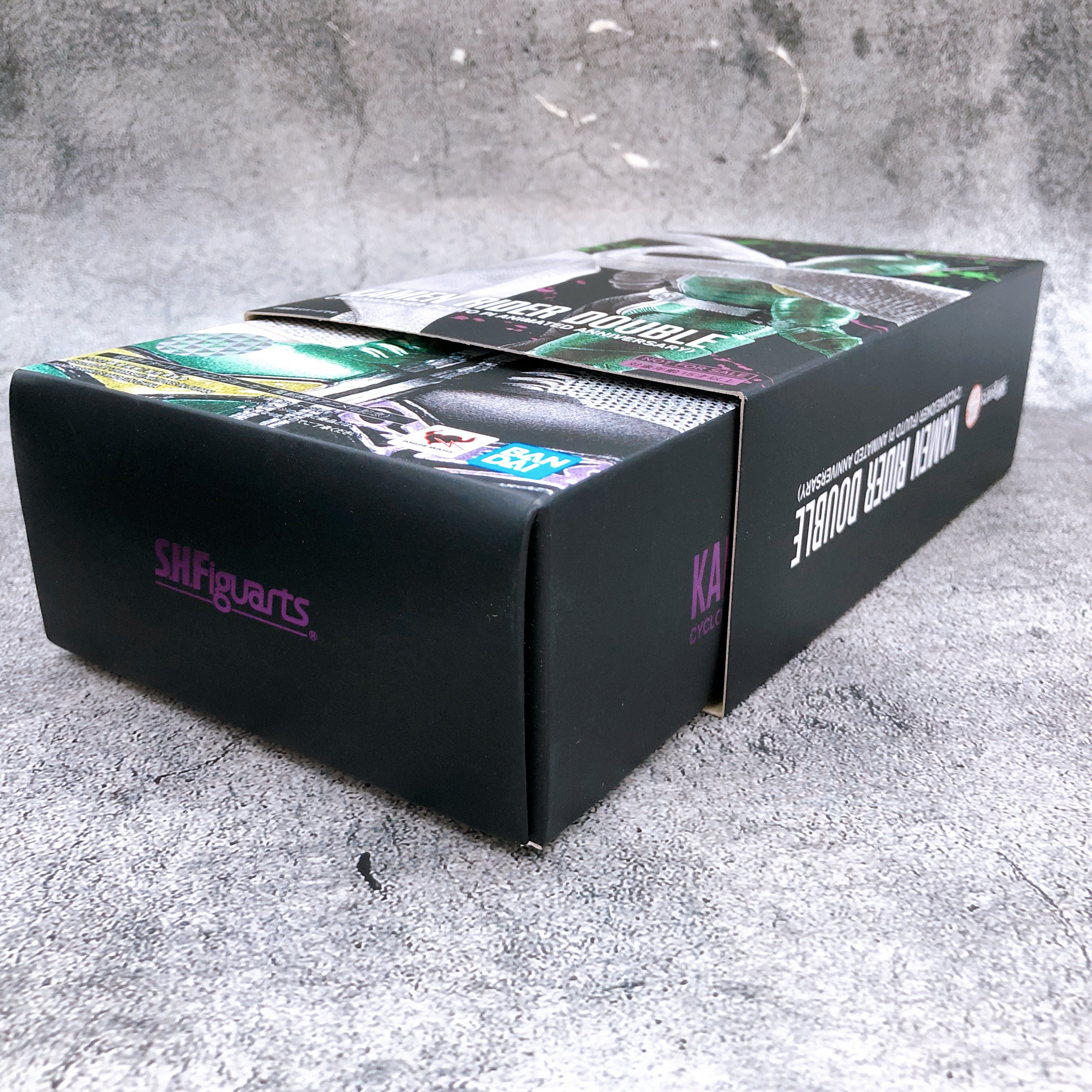 S.H.Figuarts Shinkoccou Seihou Kamen Rider W Cyclone Joker Fuuto Pi Animated NEW