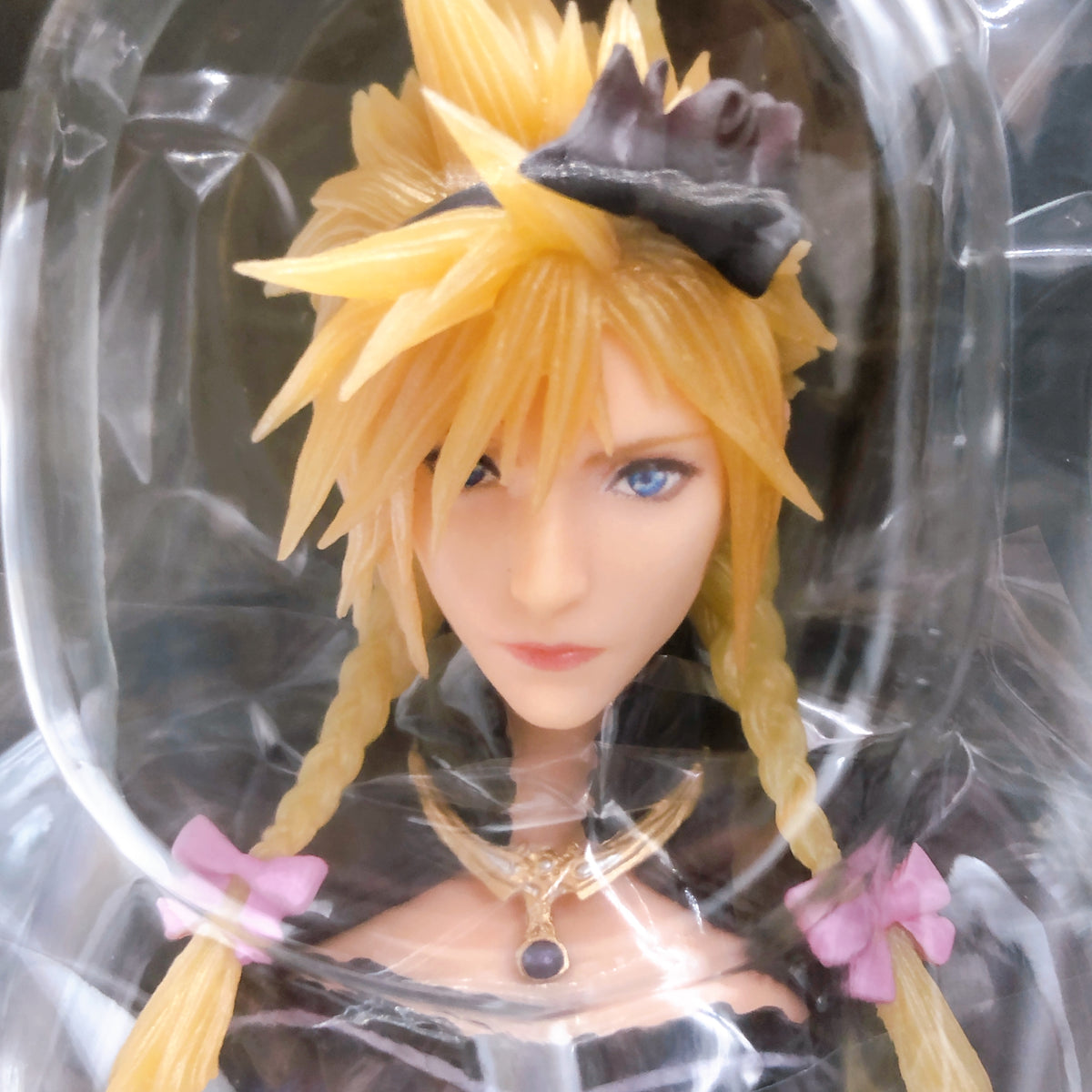 Final Fantasy VII Remake Cloud Strife Dress Ver. Static Arts Figure Square Enix