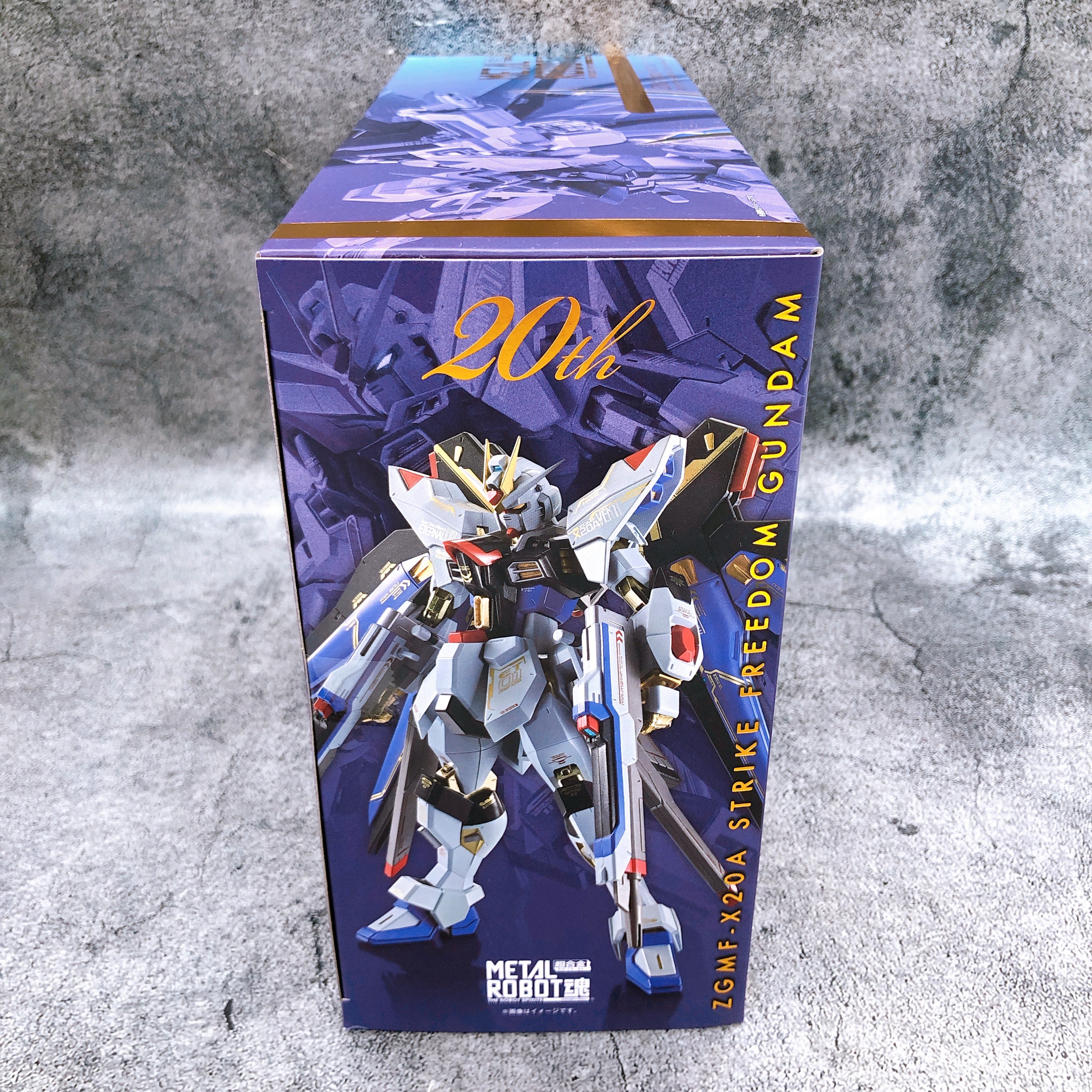 Metal Robot Spirits Strike Freedom Gundam 20th Anniversary Ver. Action Figure