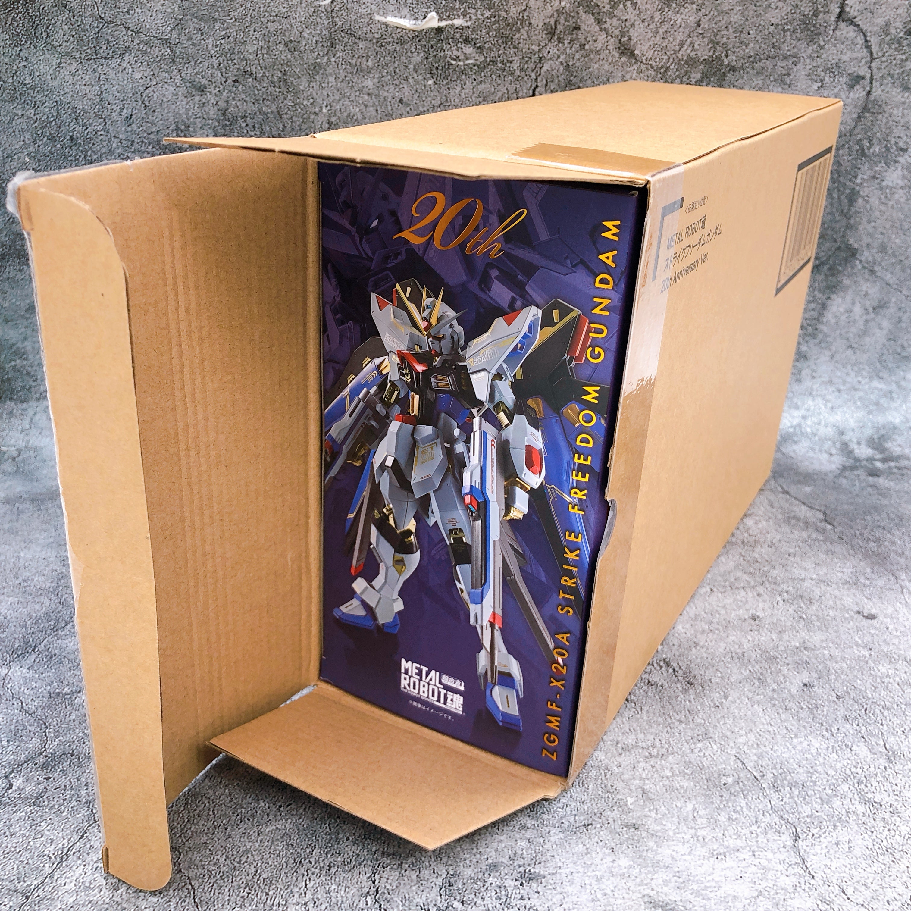 Metal Robot Spirits Strike Freedom Gundam 20th Anniversary Ver. Action Figure