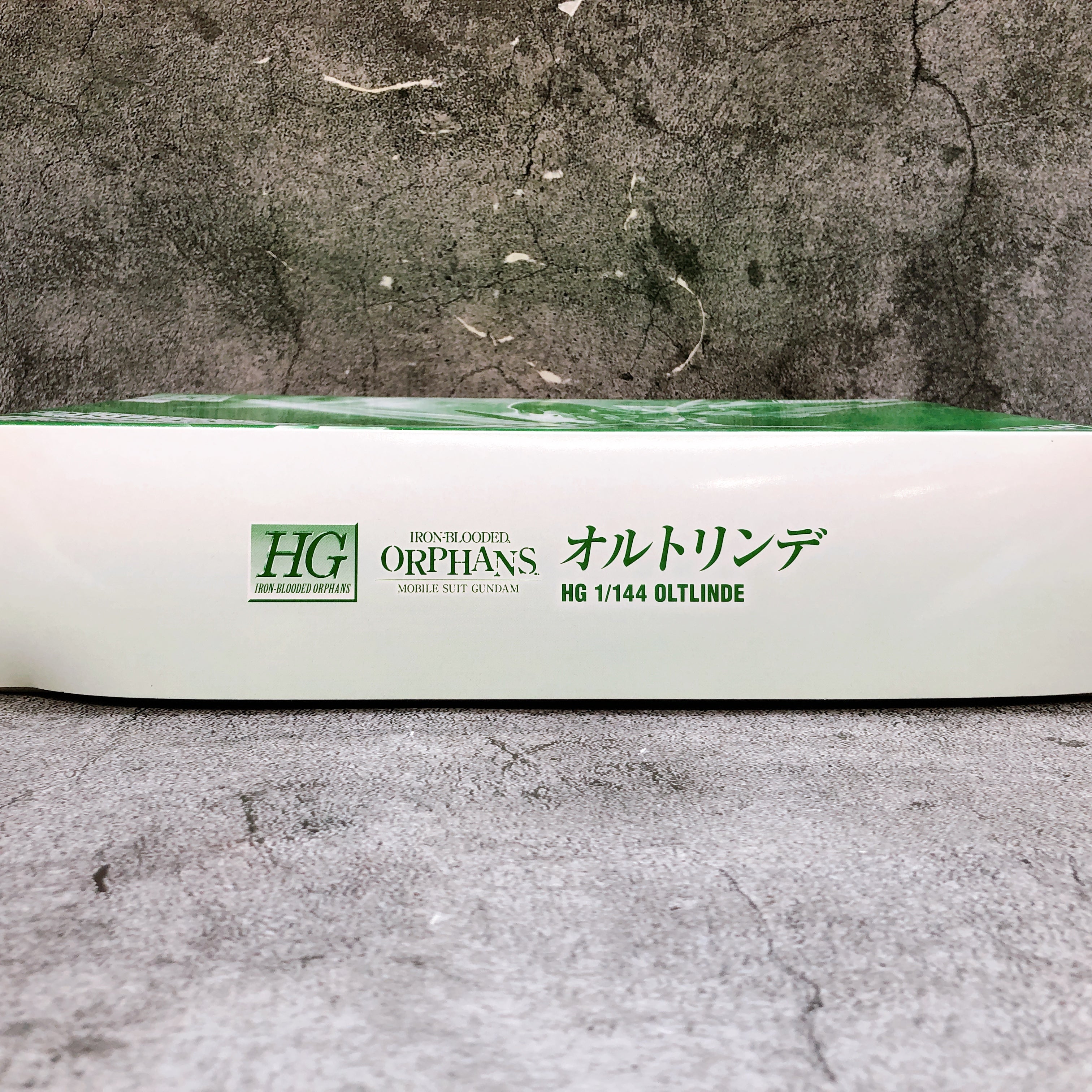 HG 1/144 Oltlinde Gundam Iron-Blooded Orphans Model Kit Premium Bandai Japan NEW