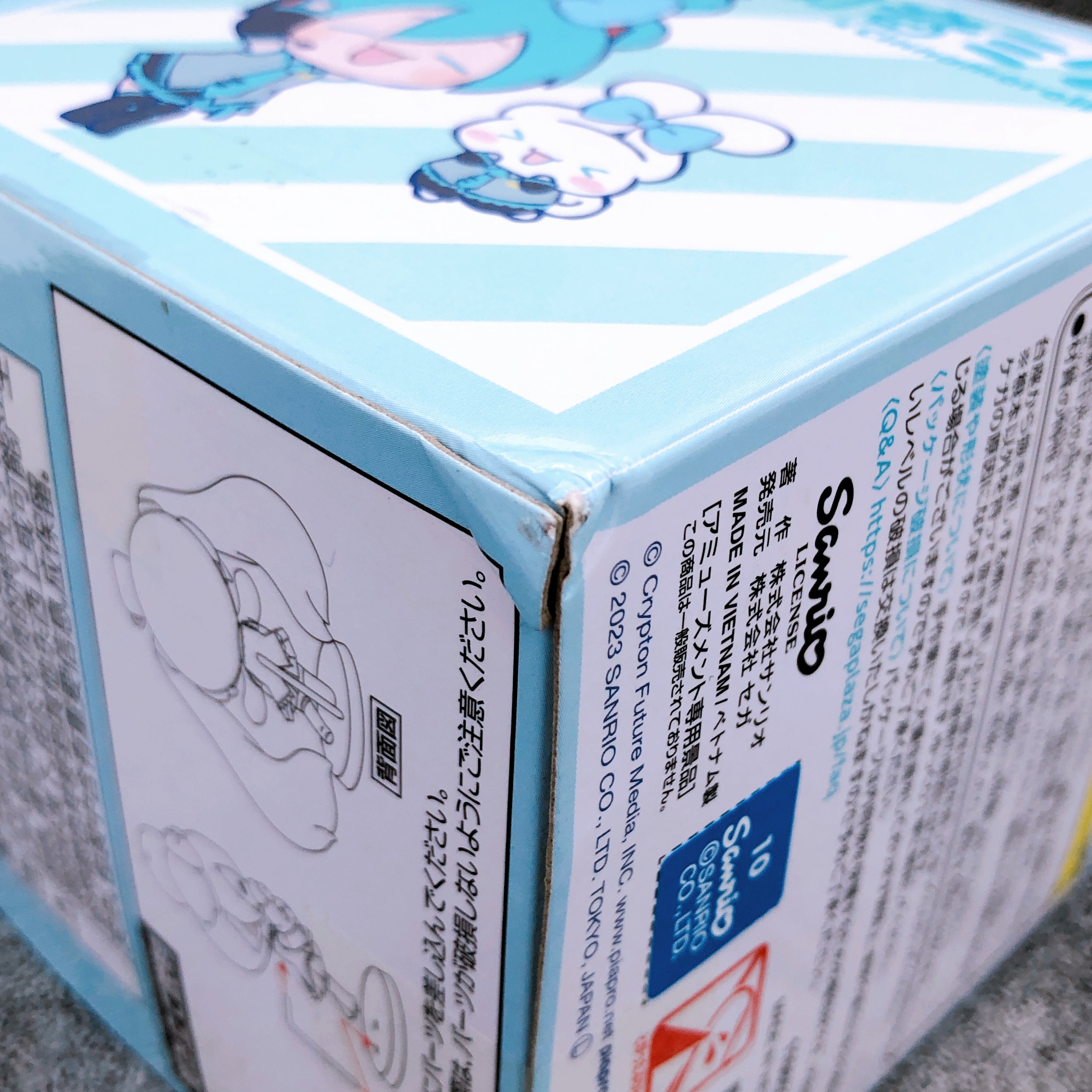 Hatsune Miku x Cinamoroll Mini Figure 15+ Sega Japan AUTHENTIC Sealed