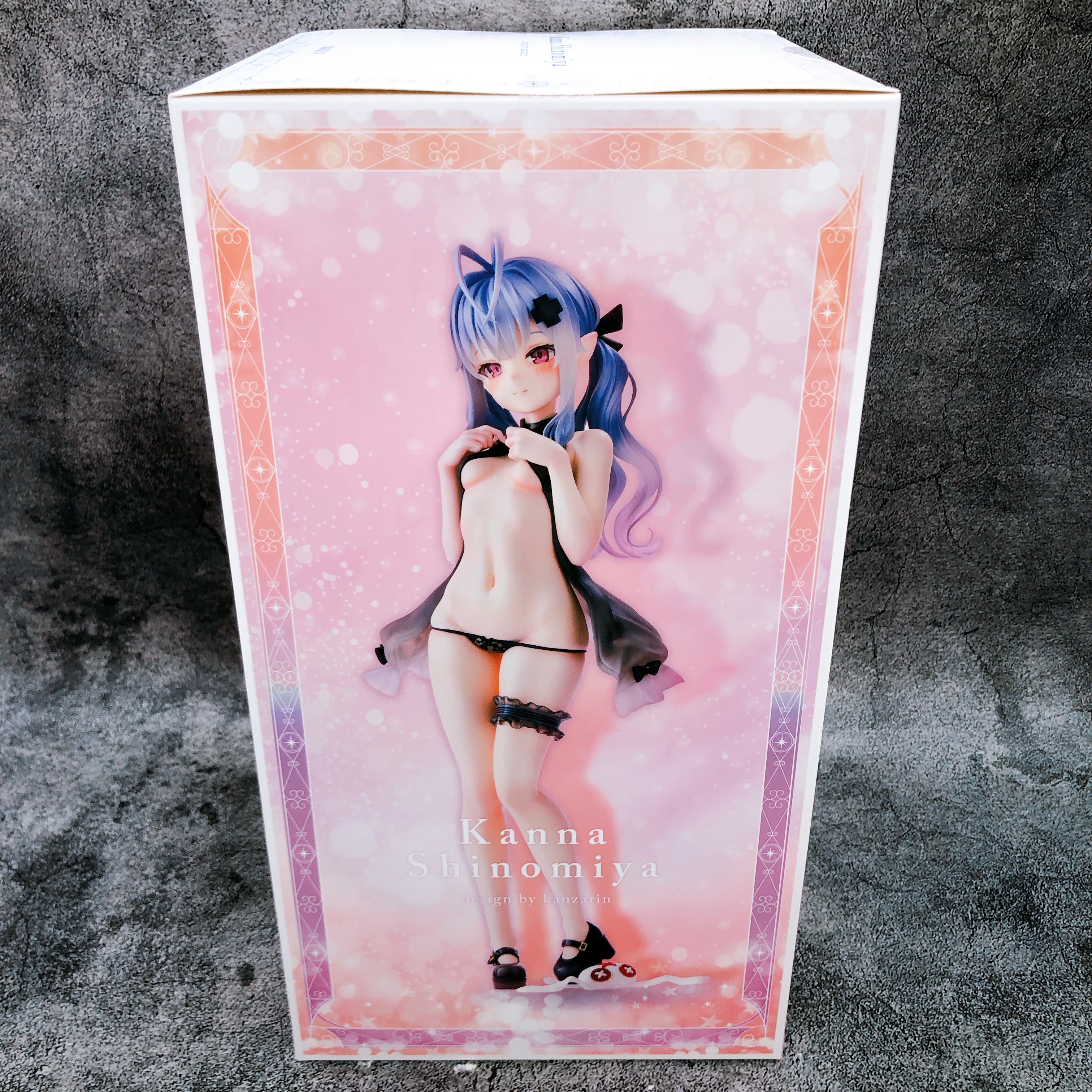 Kanna Shinomiya  1/7 Scale Figure design by kanzarin AMAKUNI Japan Sealed NEW