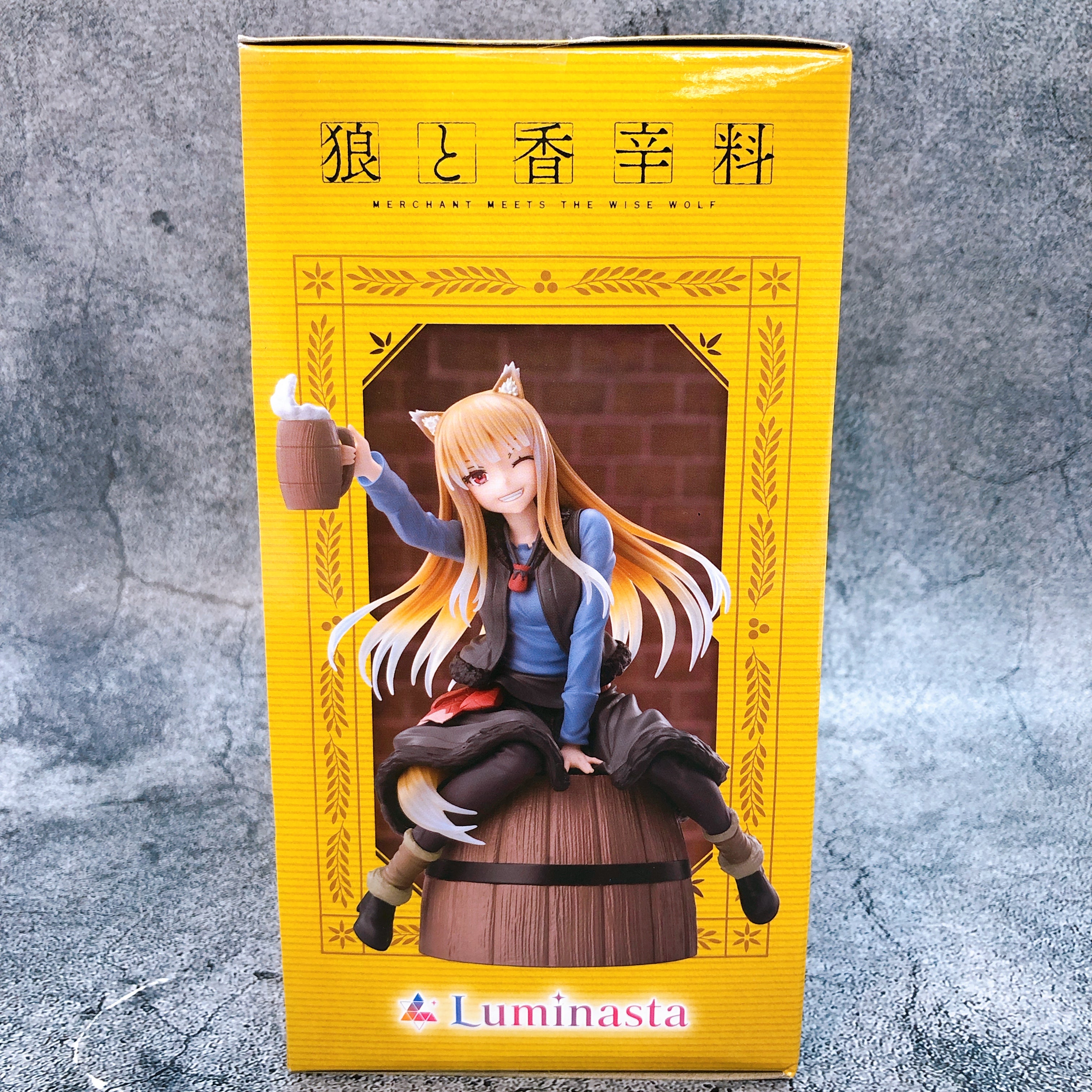 Spice and Wolf MERCHANT MEETS THE WISE WOLF Holo Figure Luminasta SEGA