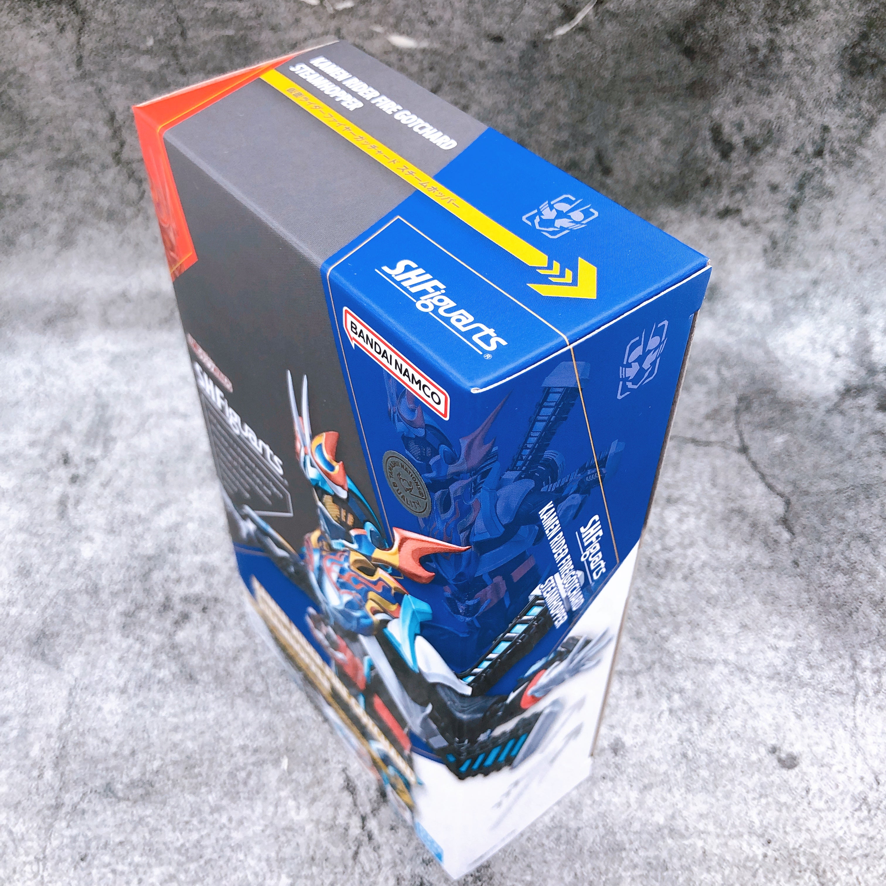 S.H.Figuarts Kamen Rider Gotchard Kamen Rider Fire Gotchard Steam Hopper BANDAI