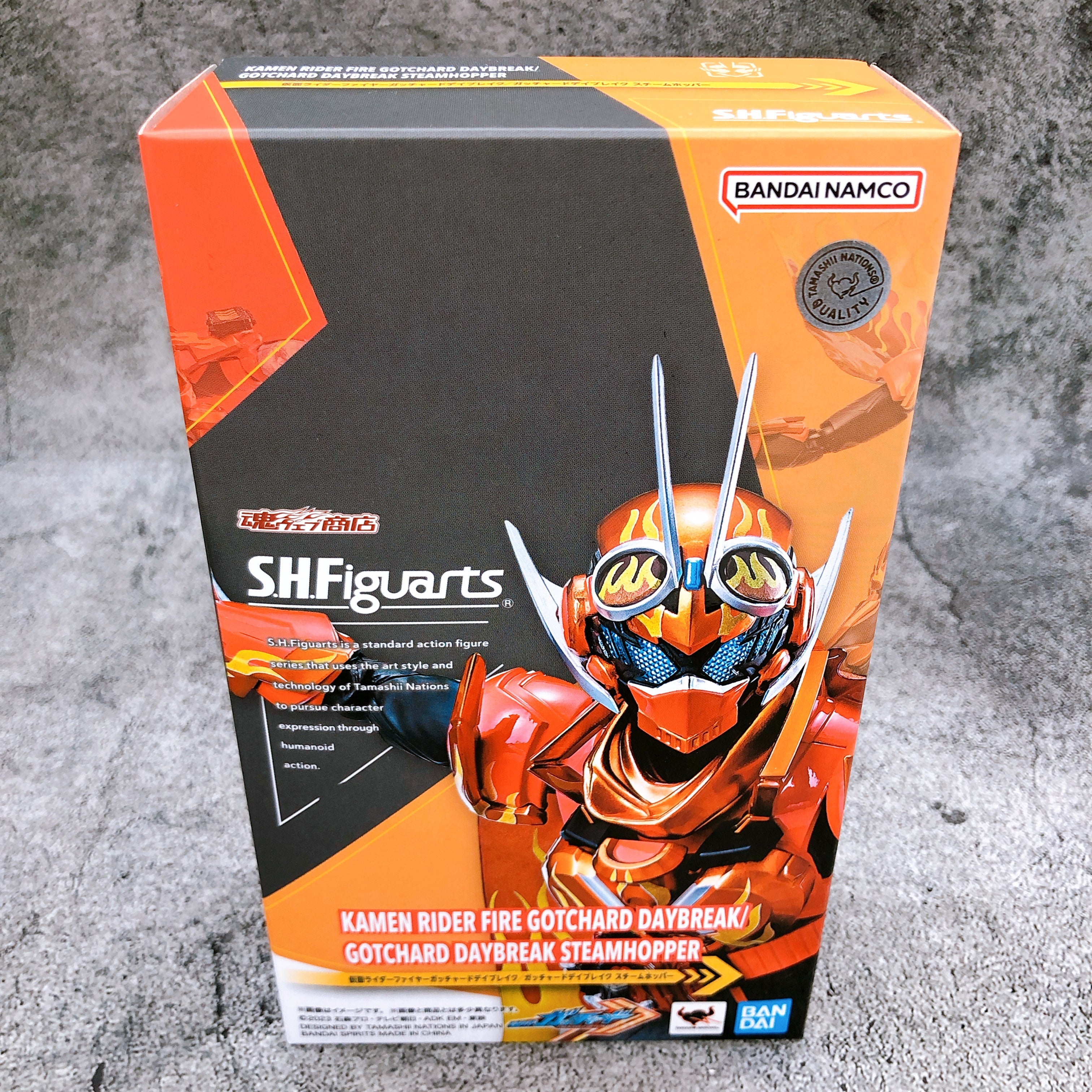 S.H.Figuarts Kamen Rider Fire Gotchard Daybreak Steam Hopper Action Figure NEW