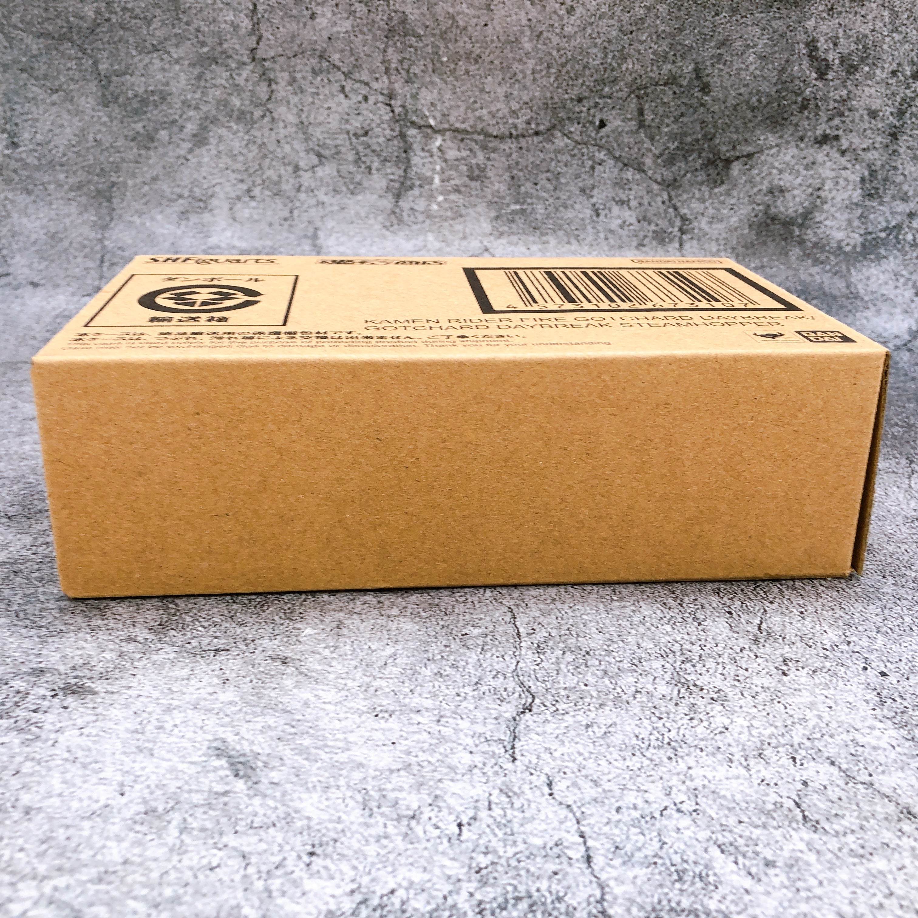 S.H.Figuarts Kamen Rider Fire Gotchard Daybreak Steam Hopper Action Figure NEW
