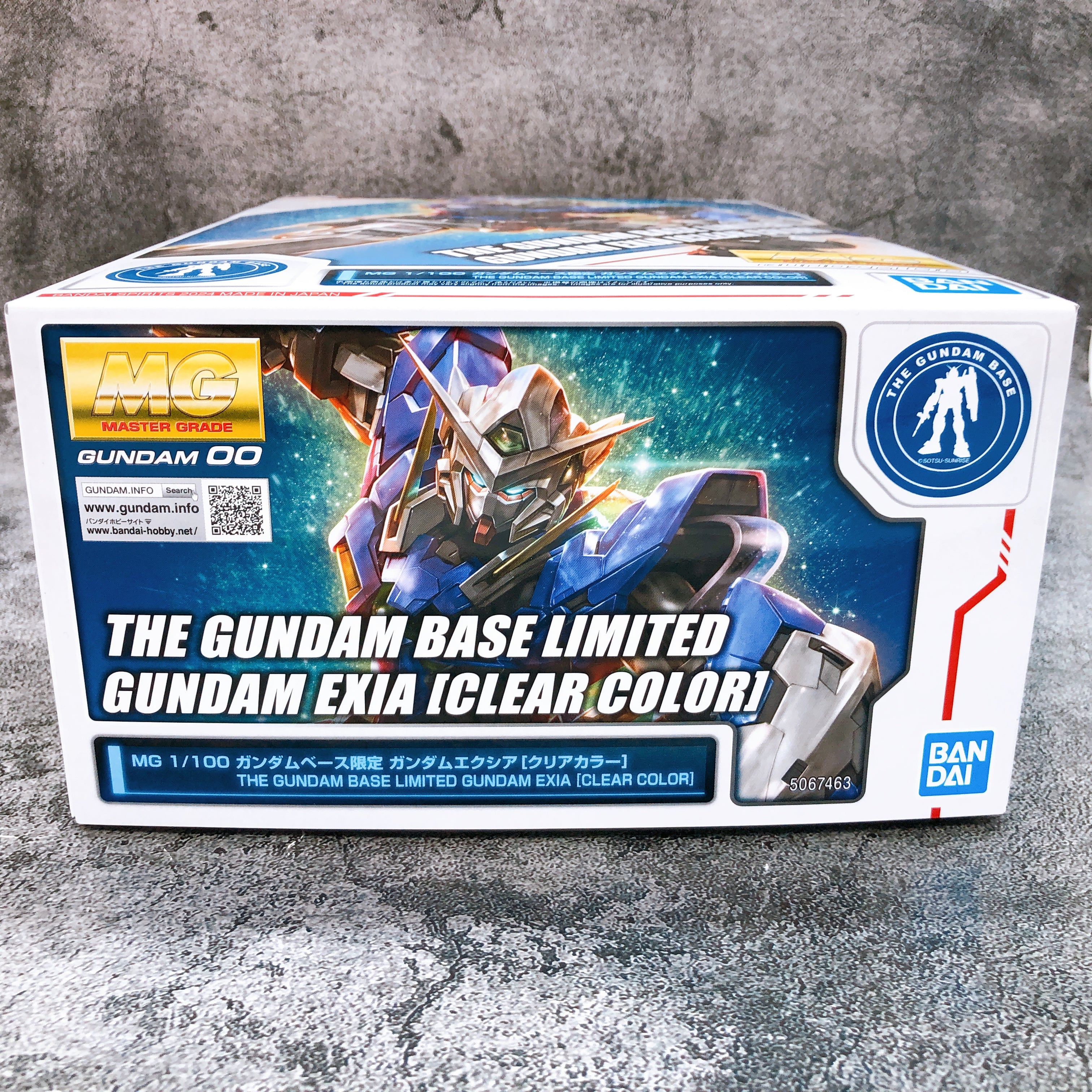 MG 1/100 Gundam Exia Clear Color Gundam Base Limited Model Kit Bandai Japan NEW