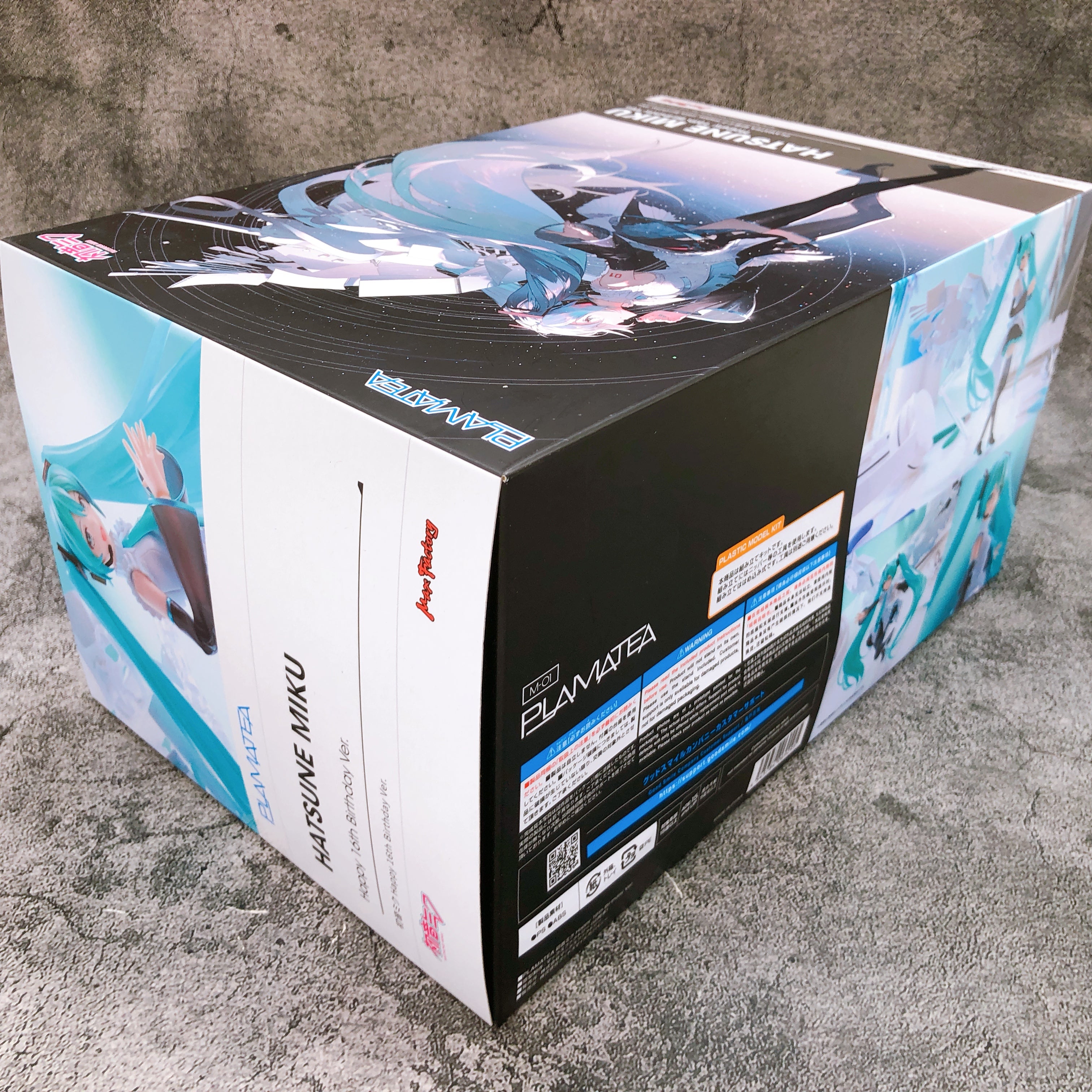 PLAMATEA Hatsune Miku Happy 16th Birthday Ver. Model Kit 15+ Max Factory Sealed