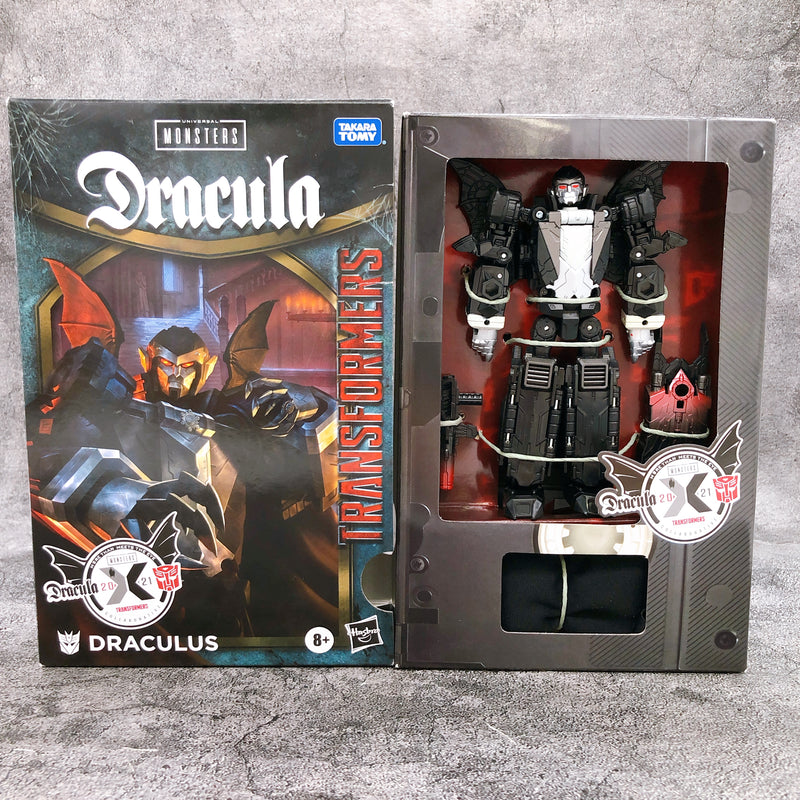 Transformers Universal Monsters Dracula Draculus 2021 Action Figure Hasbro