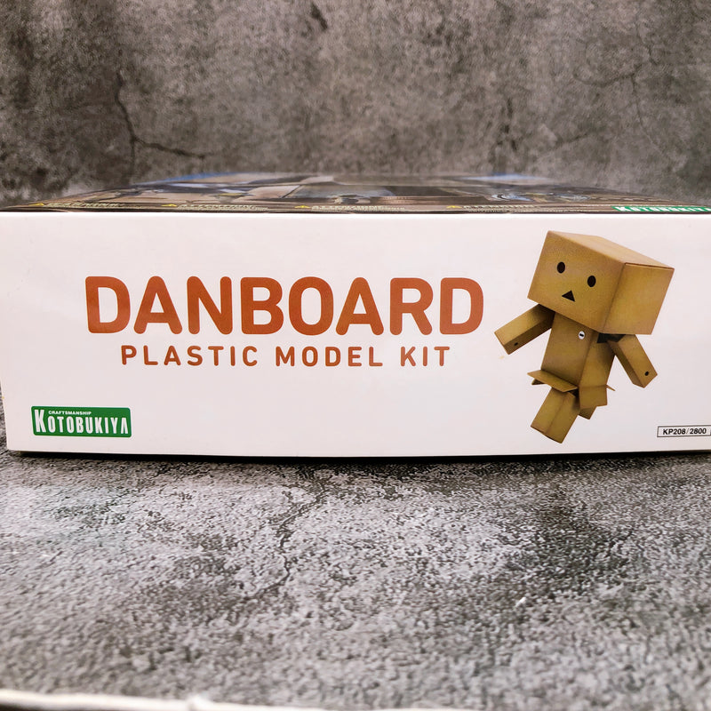 KOTOBUKIYA Yotsuba&! DANBOARD Non Scale Plastic Model Kit Japan NEW FASTSHIP