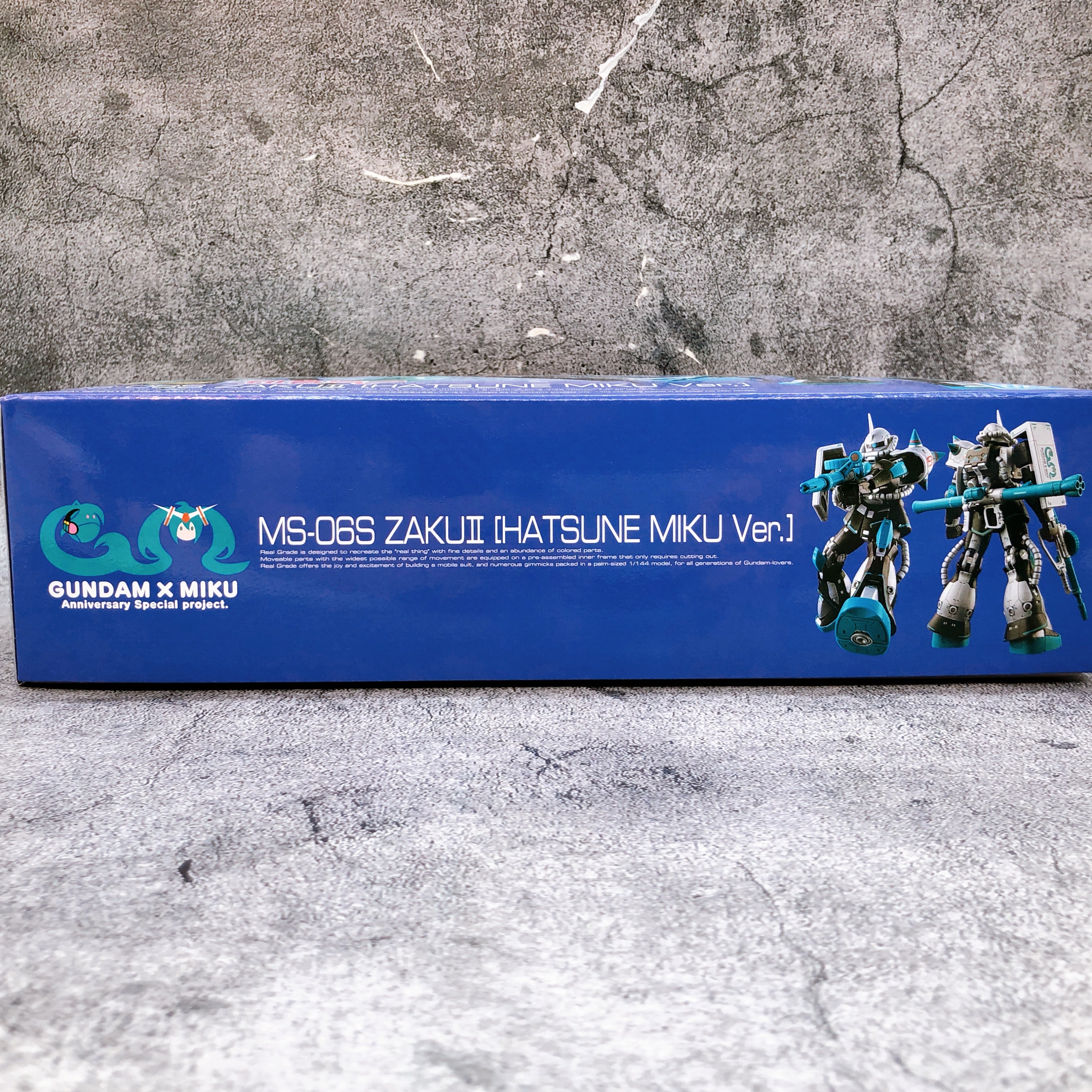 RG 1/144 MS-06S Zaku II Hatsune Miku Ver. Model Kit Premium Bandai Japan NEW