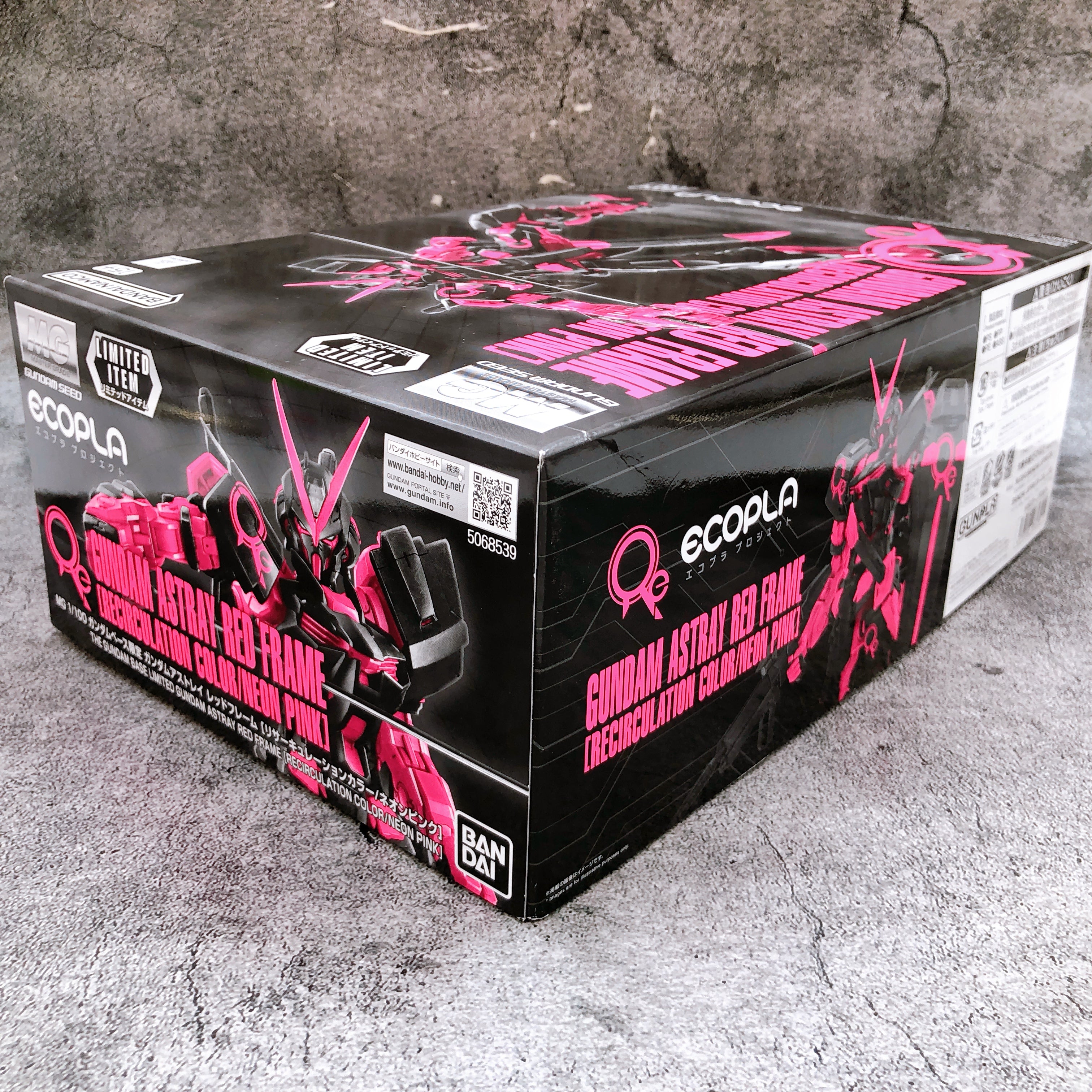 MG 1/100 Gundam Astray Red Frame Recirculation Color Neon Pink Kit Bandai NEW