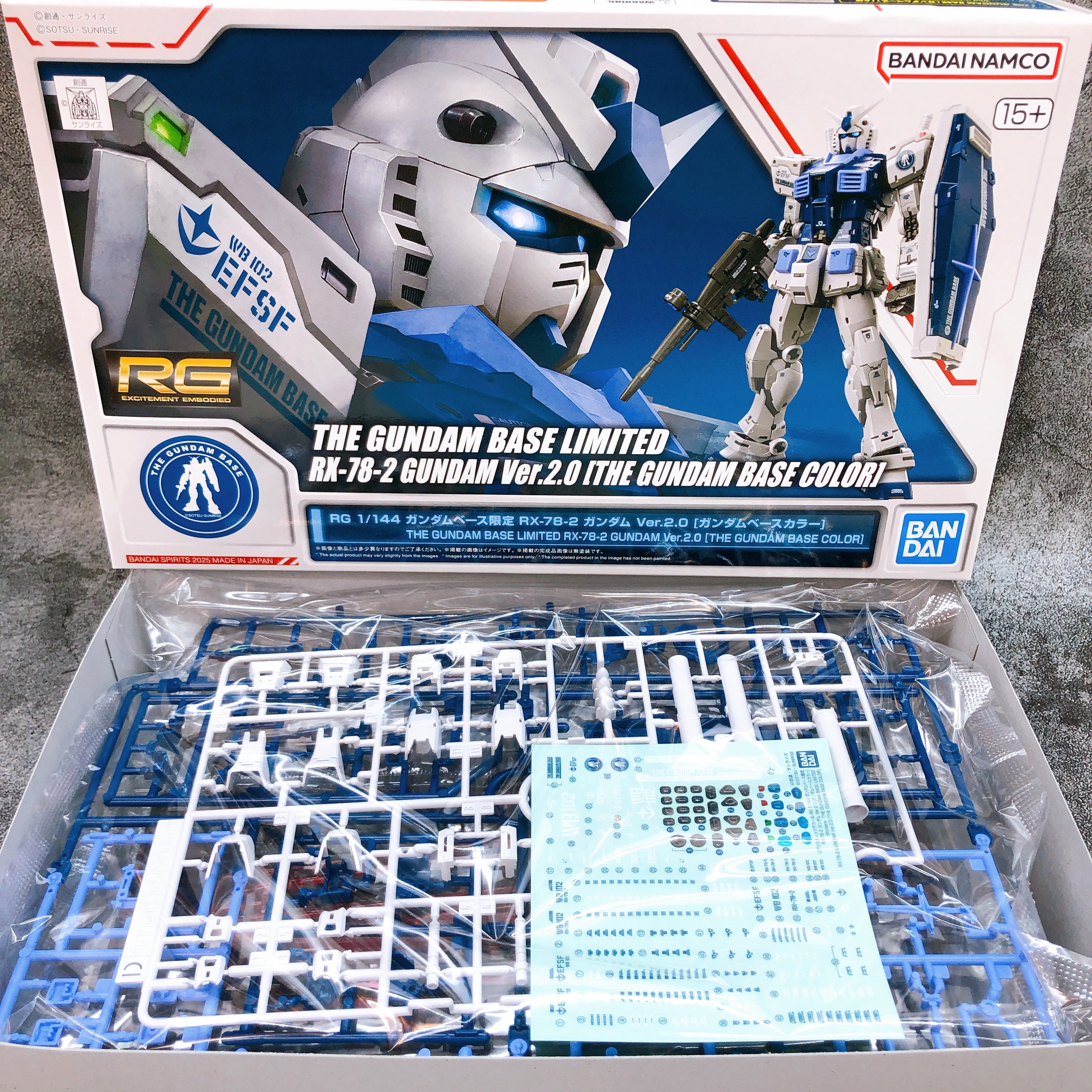 RG 1/144 RX-78-2 Gundam Ver.2.0 The Gundam Base Color Limited Kit 15+ Bandai NEW