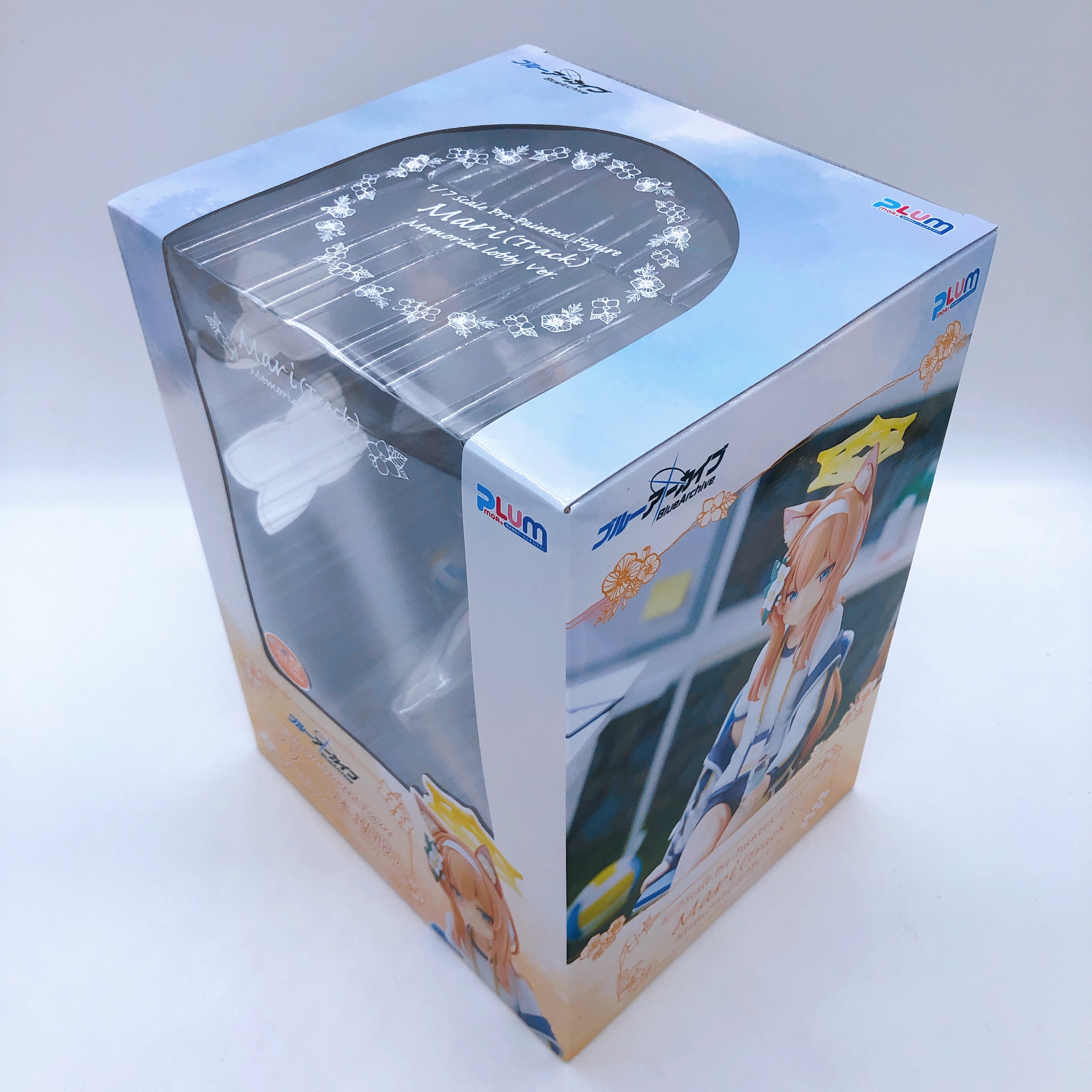 PLUM LIMITED Blue Archive Mari Track Memorial Lobby 1/7 Scale PVC Figure NEW