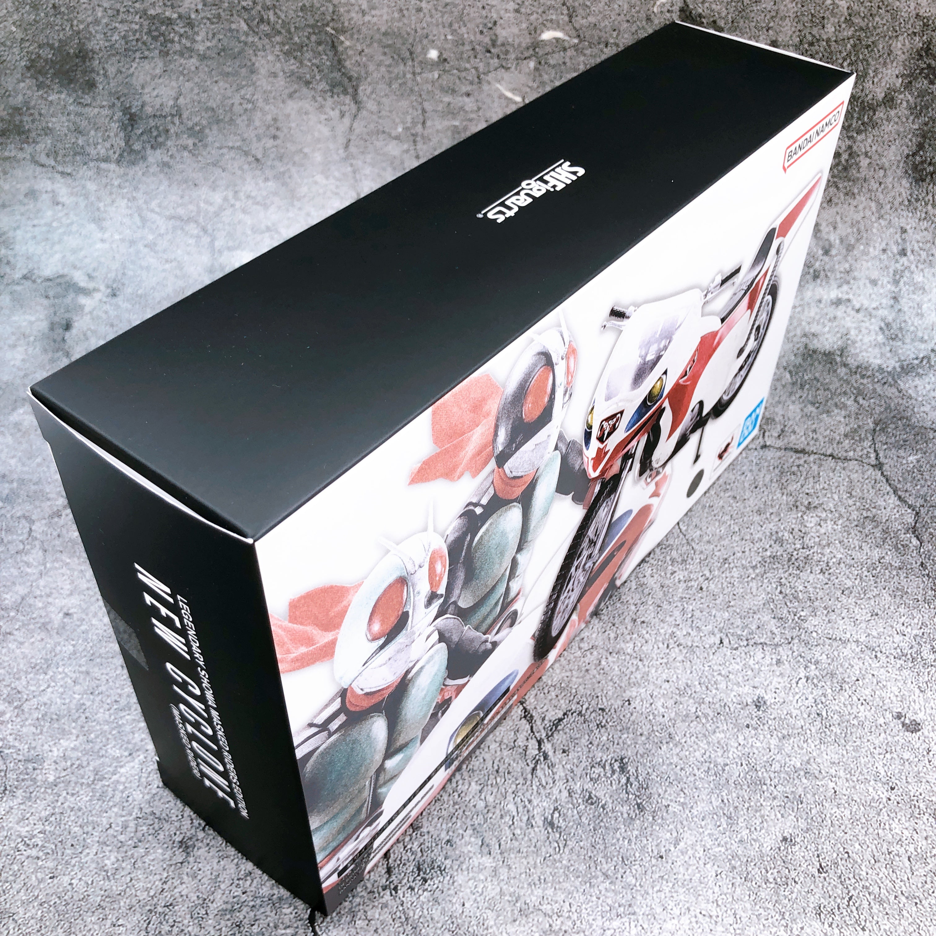 S.H.Figuarts New Cyclone Kamen Rider Bike Legendary Showa Riders Edition Figure