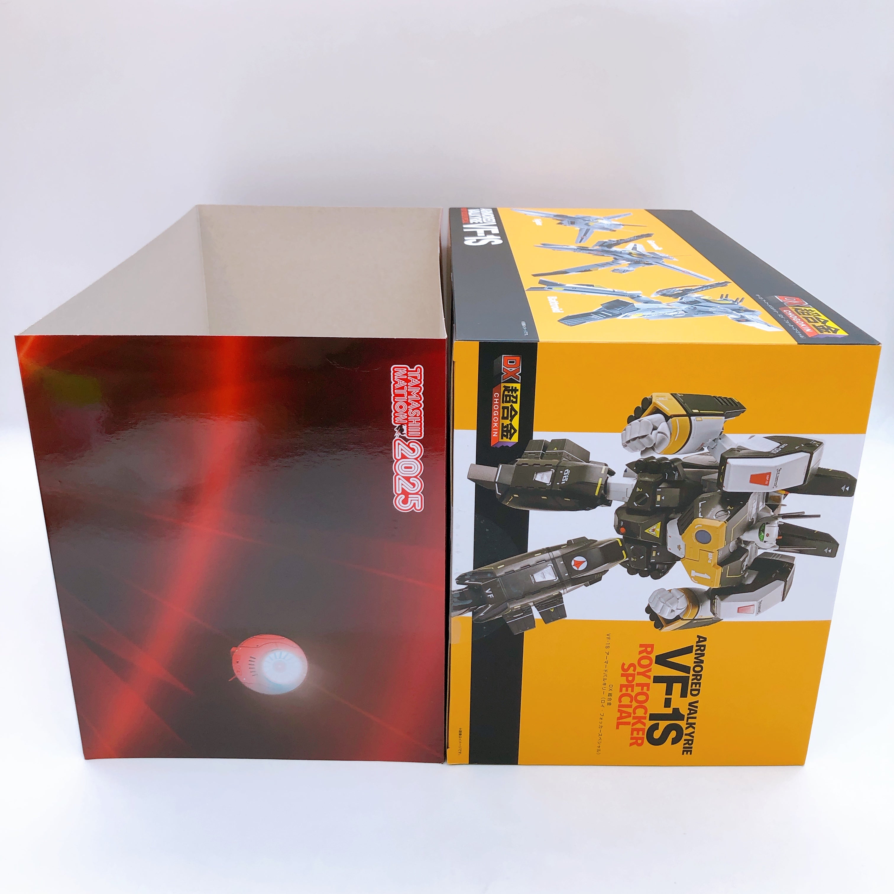 DX Chogokin Macross VF-1S Armored Valkyrie Roy Focker Special Figure Bandai