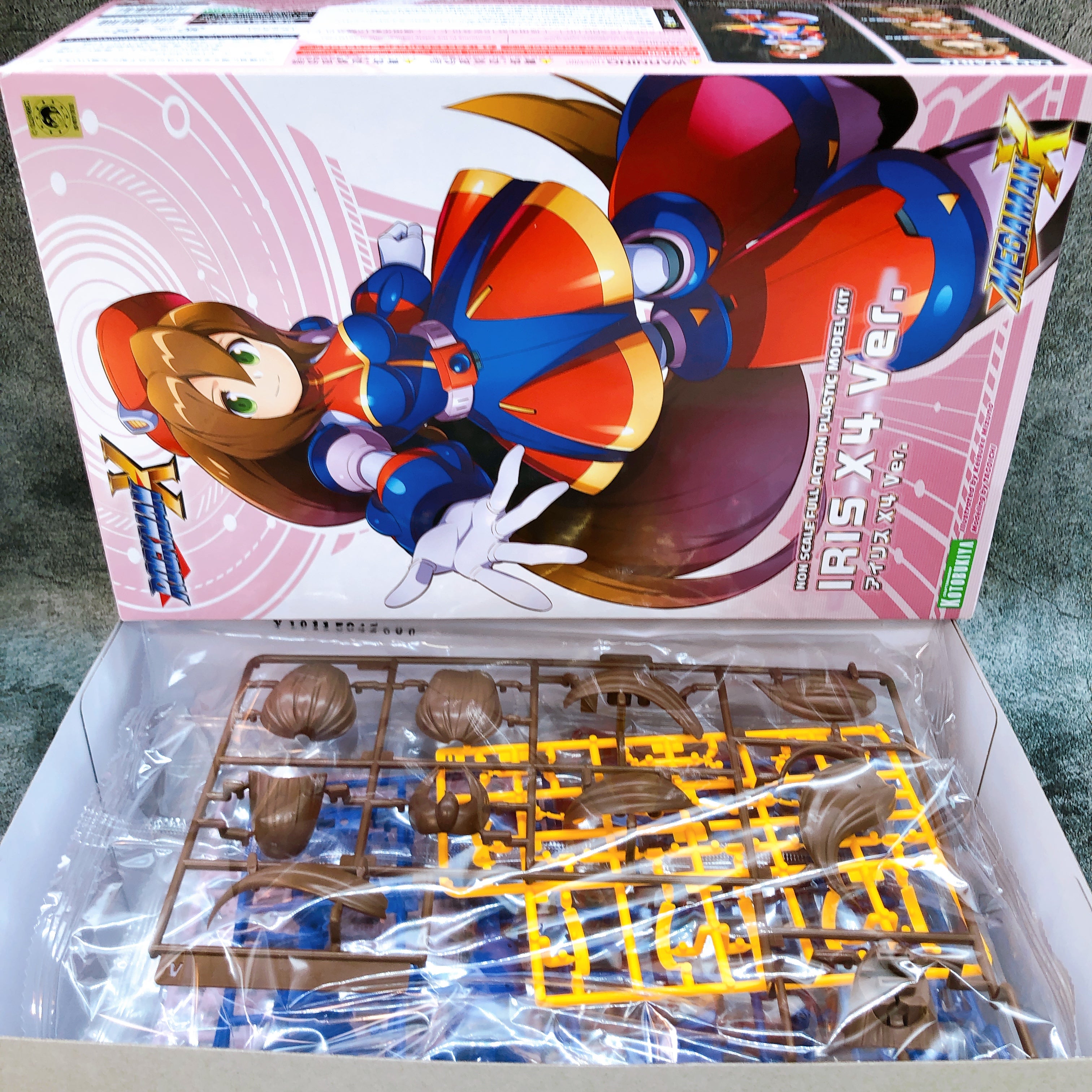 Rockman X Mega Man X IRIS X4 Ver. Non Scale Model Kit KOTOBUKIYA Japan FASTSHIP