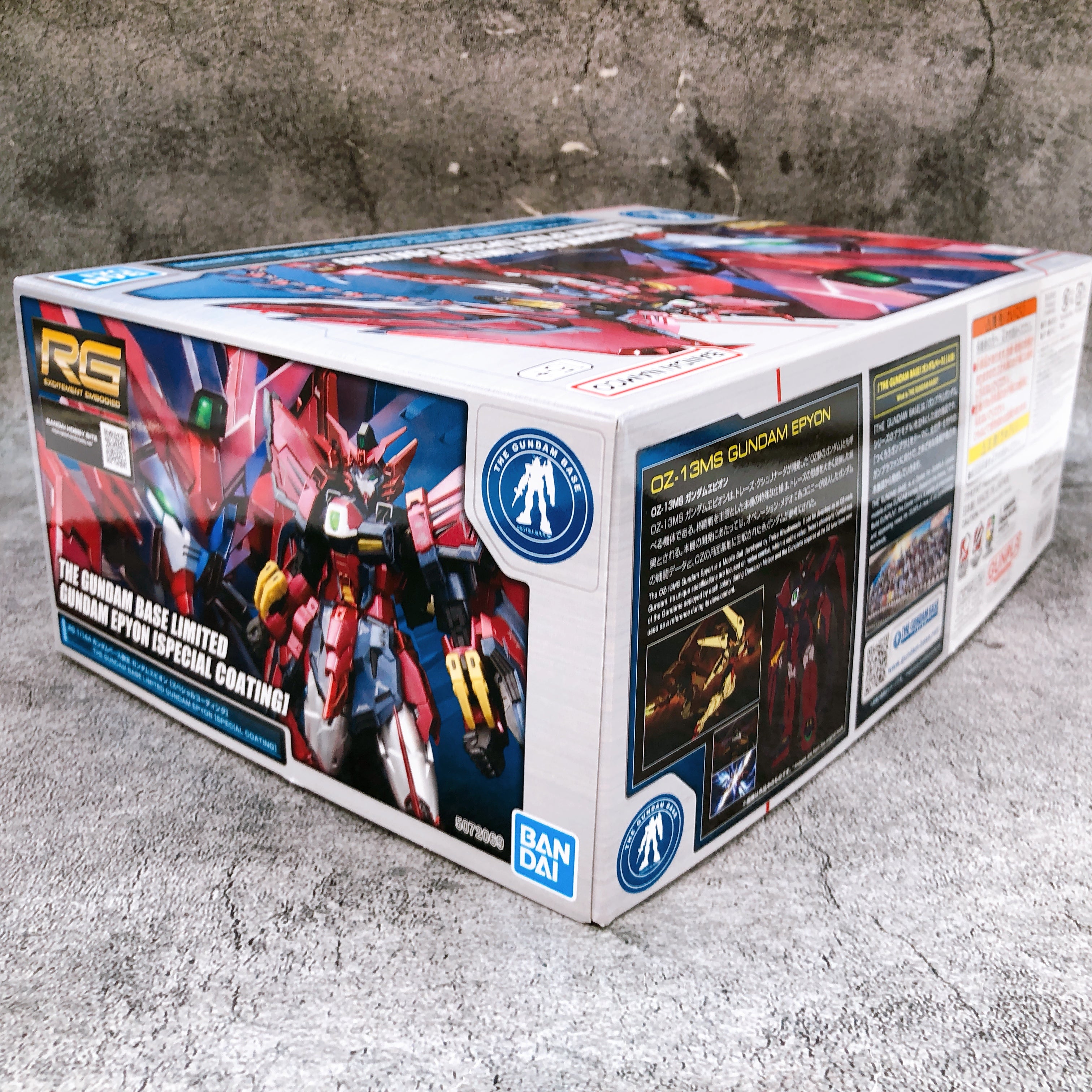 RG 1/144 Gundam Epyon Special Coating Gundam Base Limited Kit Bandai Japan NEW