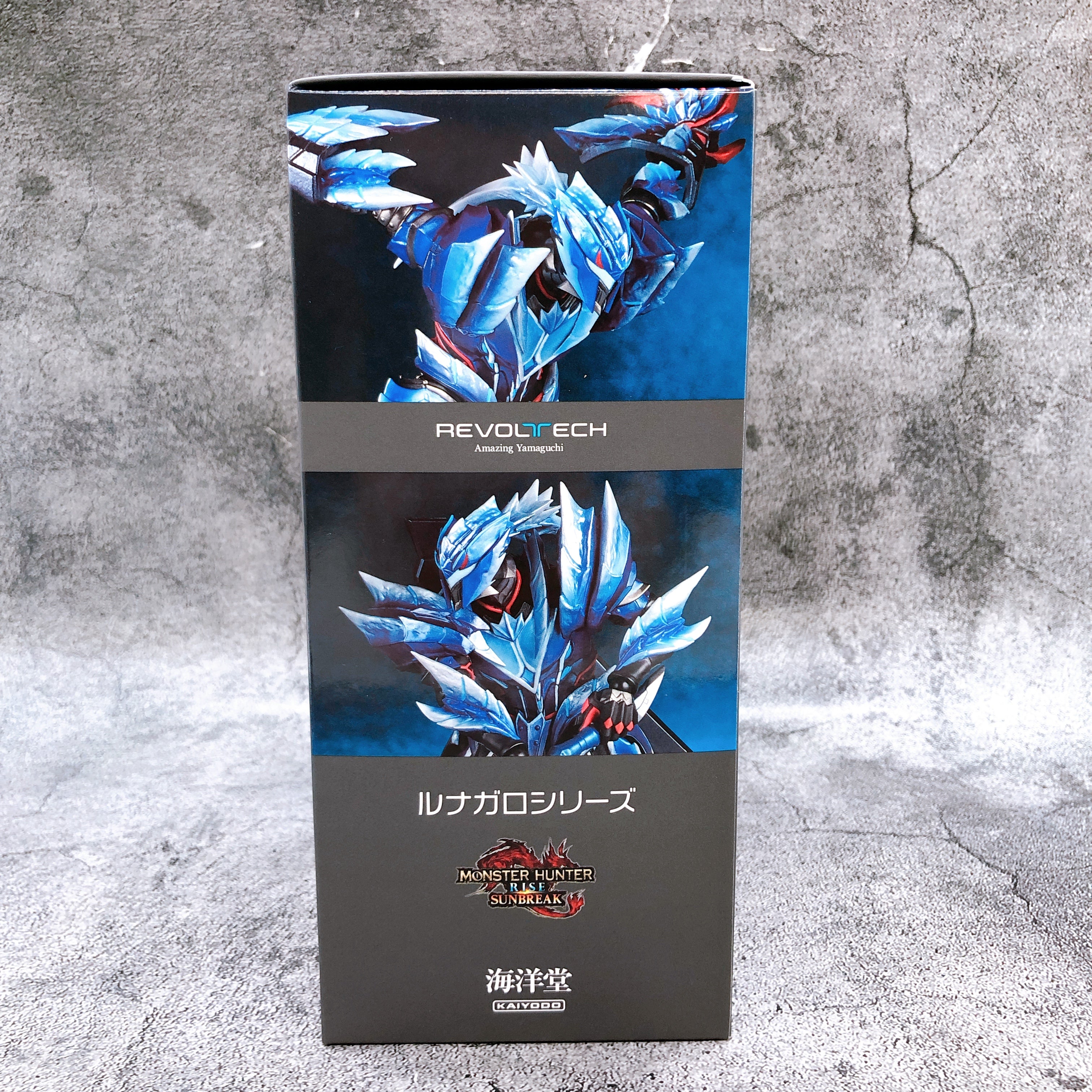 Kaiyodo Revoltech Amazing Yamaguchi Monster Hunter Lunagaron Armor Set Figure