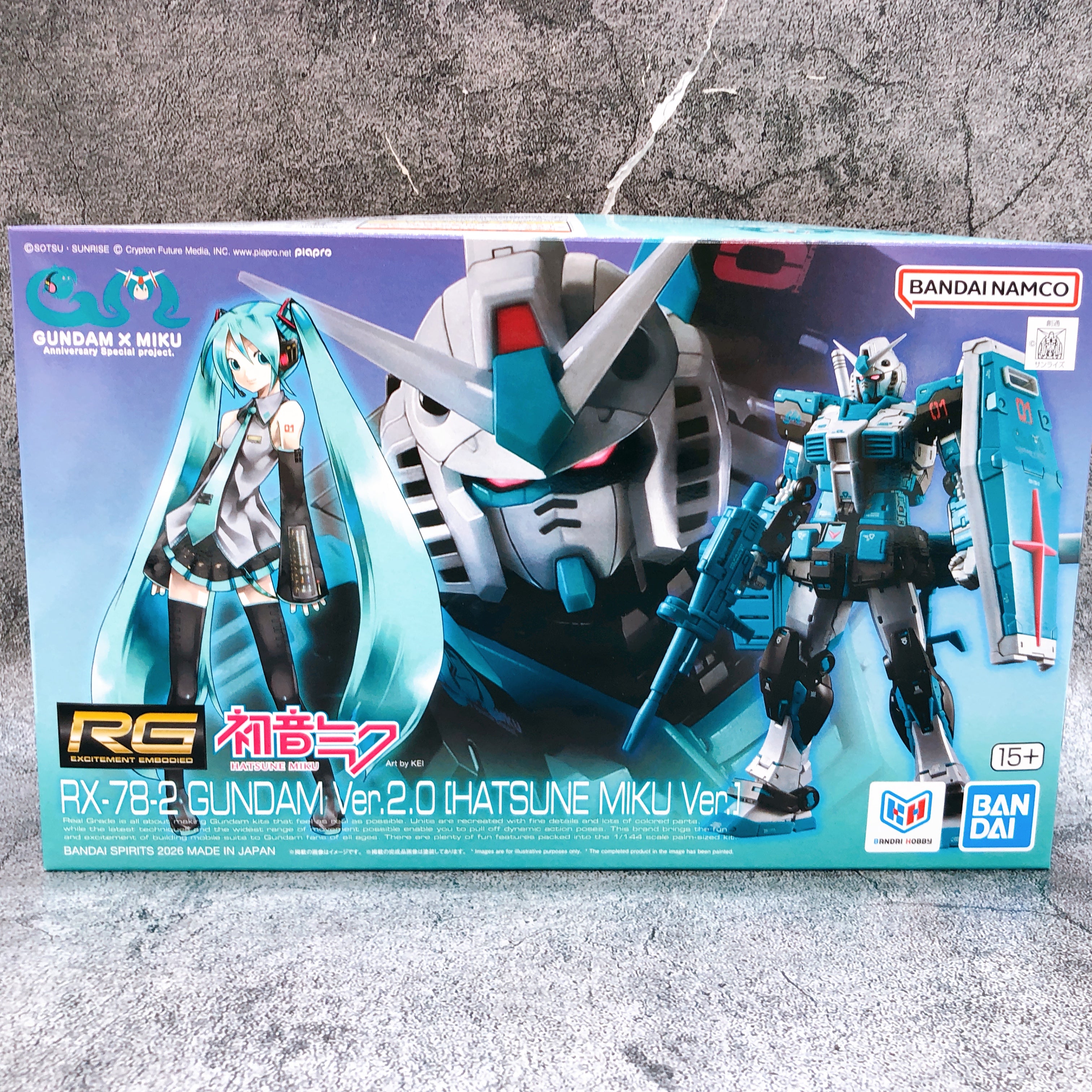 RG 1/144 RX-78-2 Gundam Ver.2.0 Hatsune Miku Ver Model Kit Premium Bandai Japan