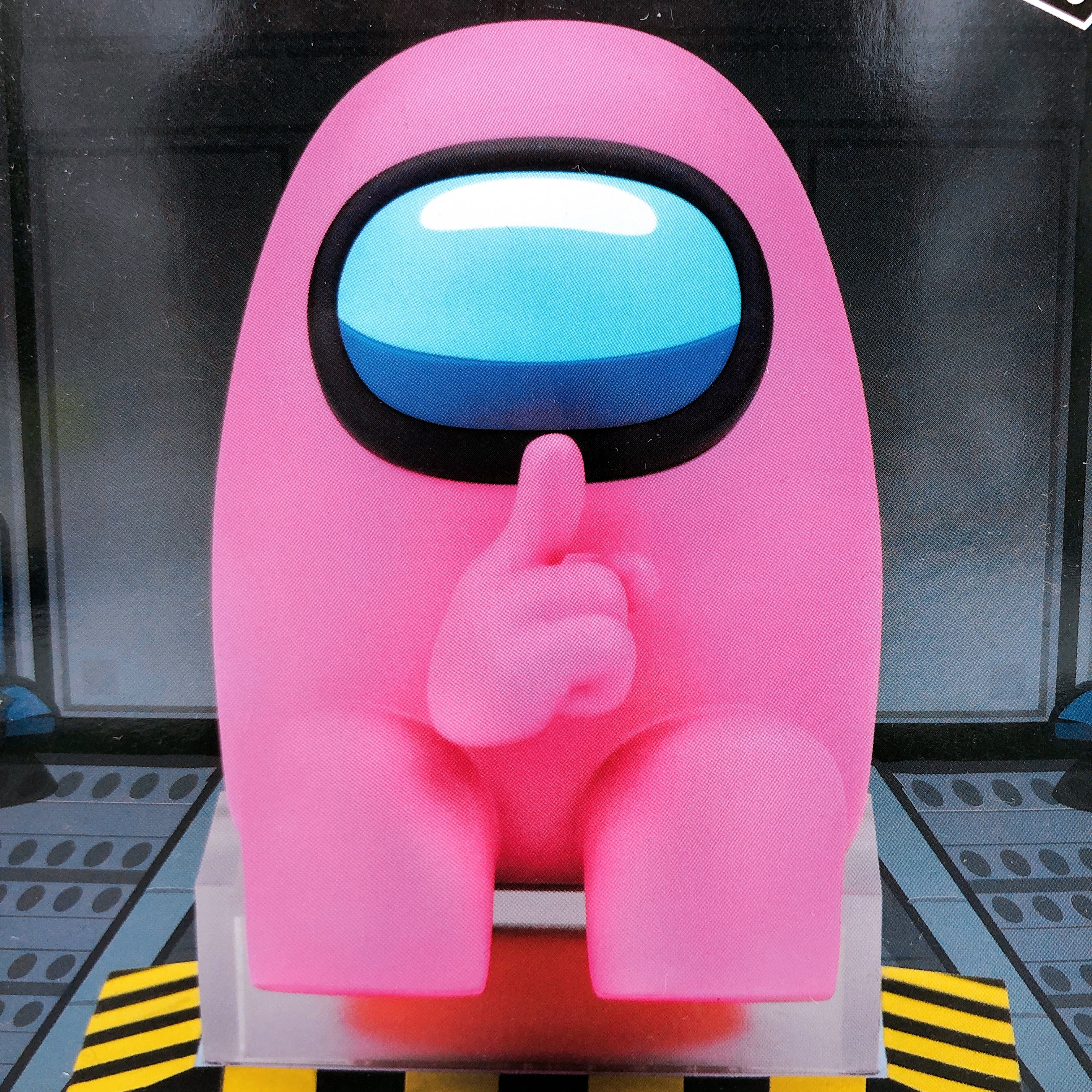 Among Us Pink Monitor Top Figure vol.1 BANPRESTO Japan AUTHENTIC FASTSHIP Sealed