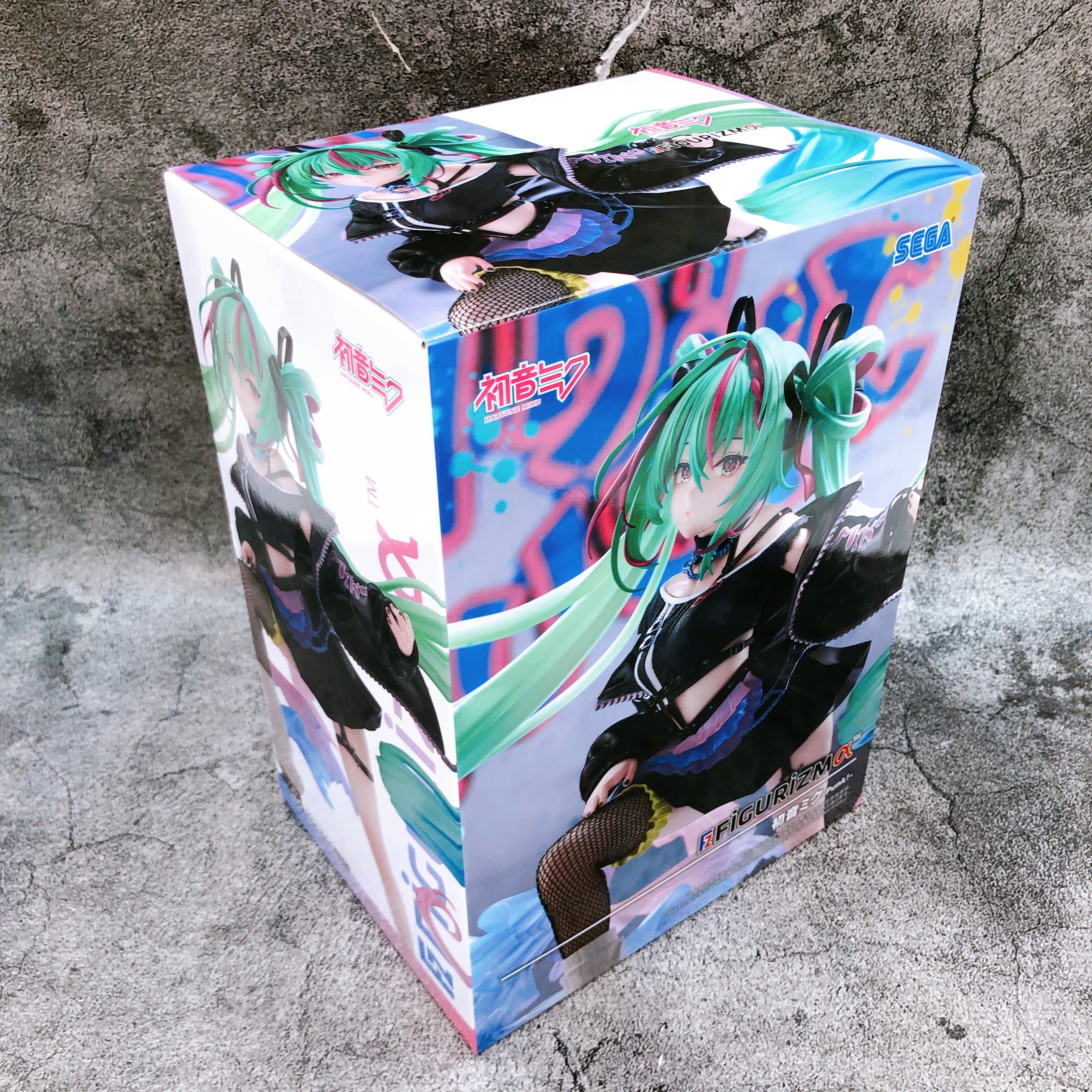 Hatsune Miku Punk！FIGURIZMα Figure SEGA Japan AUTHENTIC FASTSHIP Sealed NEW