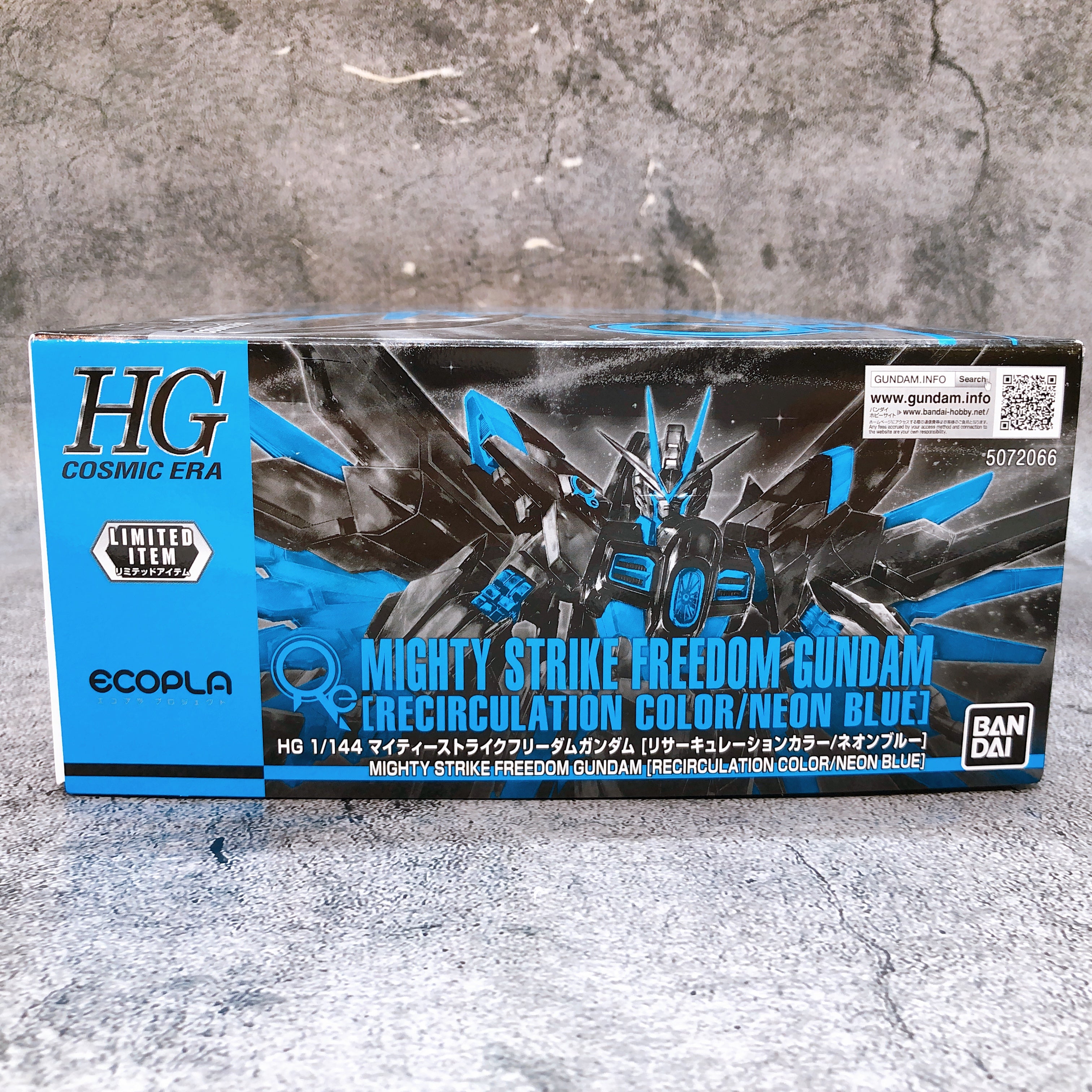 HG 1/144 Mighty Strike Freedom Gundam Recirculation Color Neon Blue Li