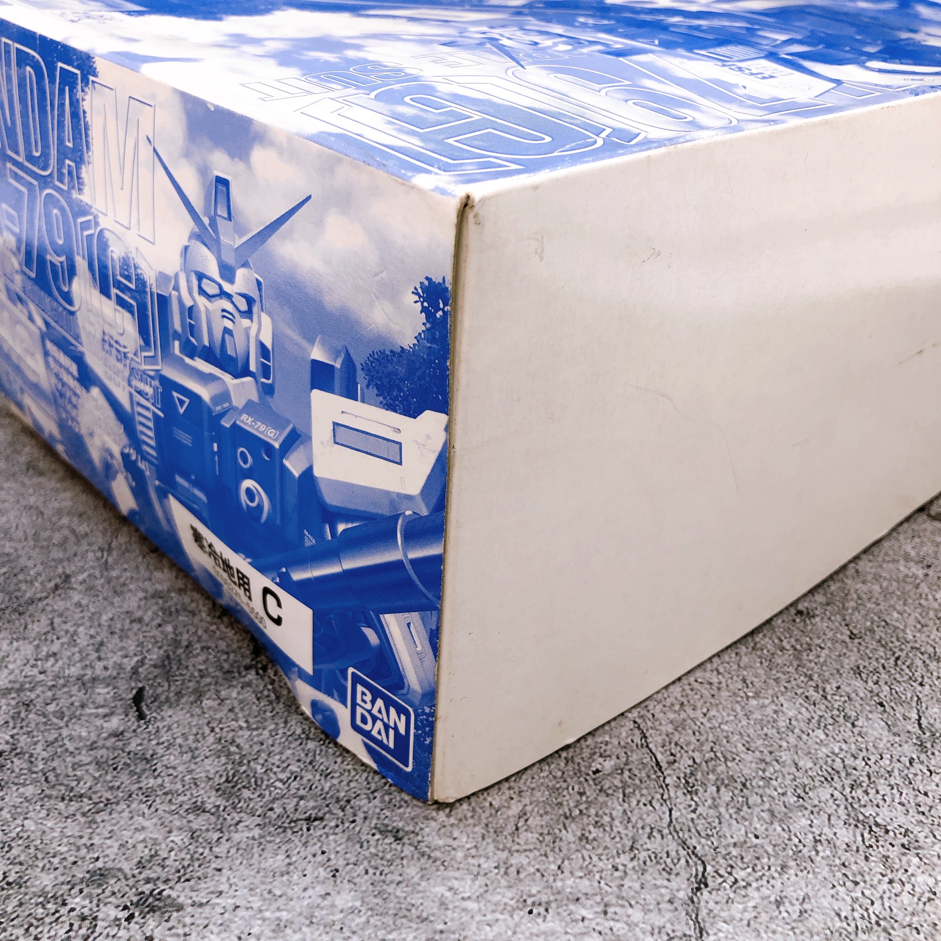 MG 1/100 Gundam Ground Type Cold Districts Ver. Rare Model Kit 15+ Bandai Japan