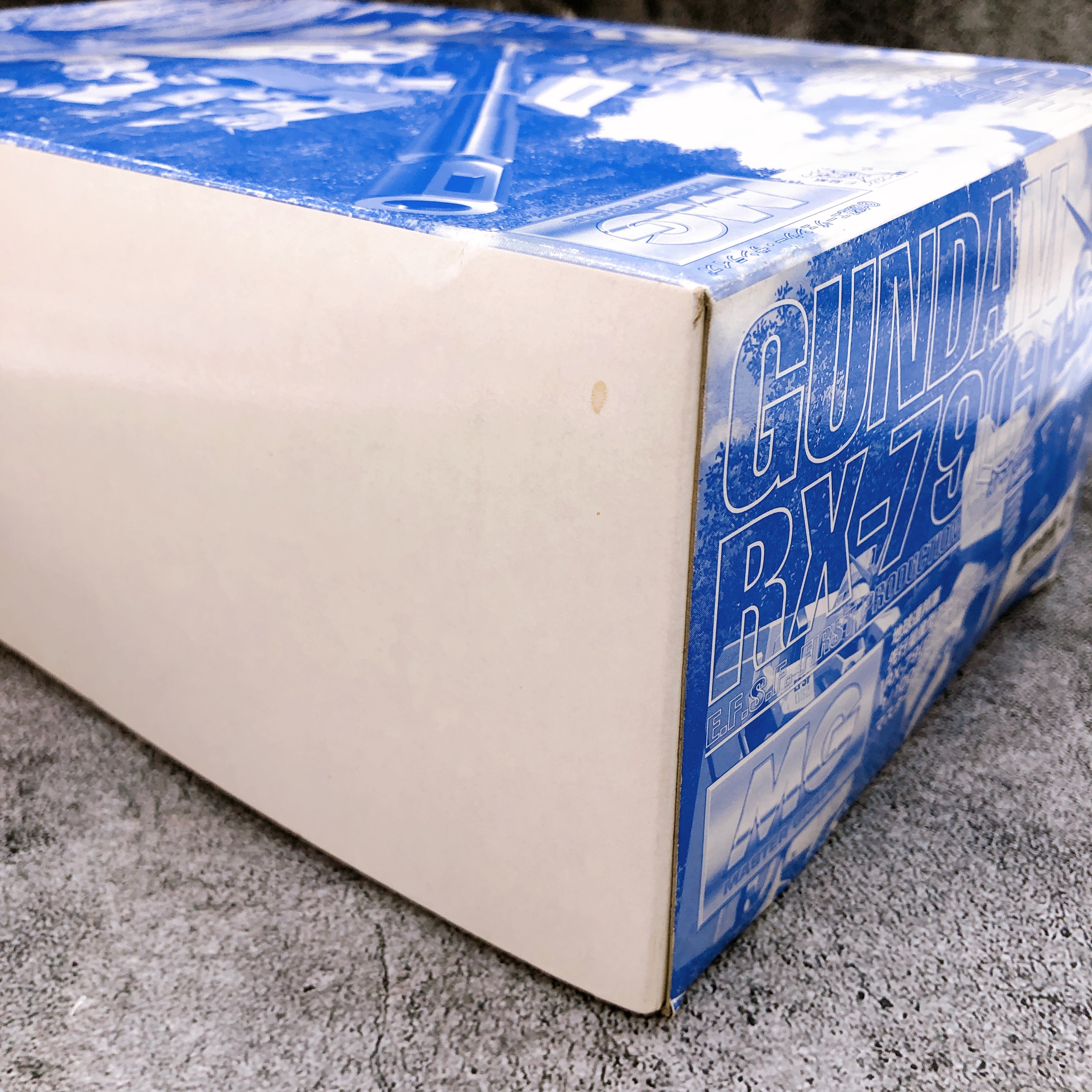 MG 1/100 Gundam Ground Type Cold Districts Ver. Rare Model Kit 15+ Bandai Japan