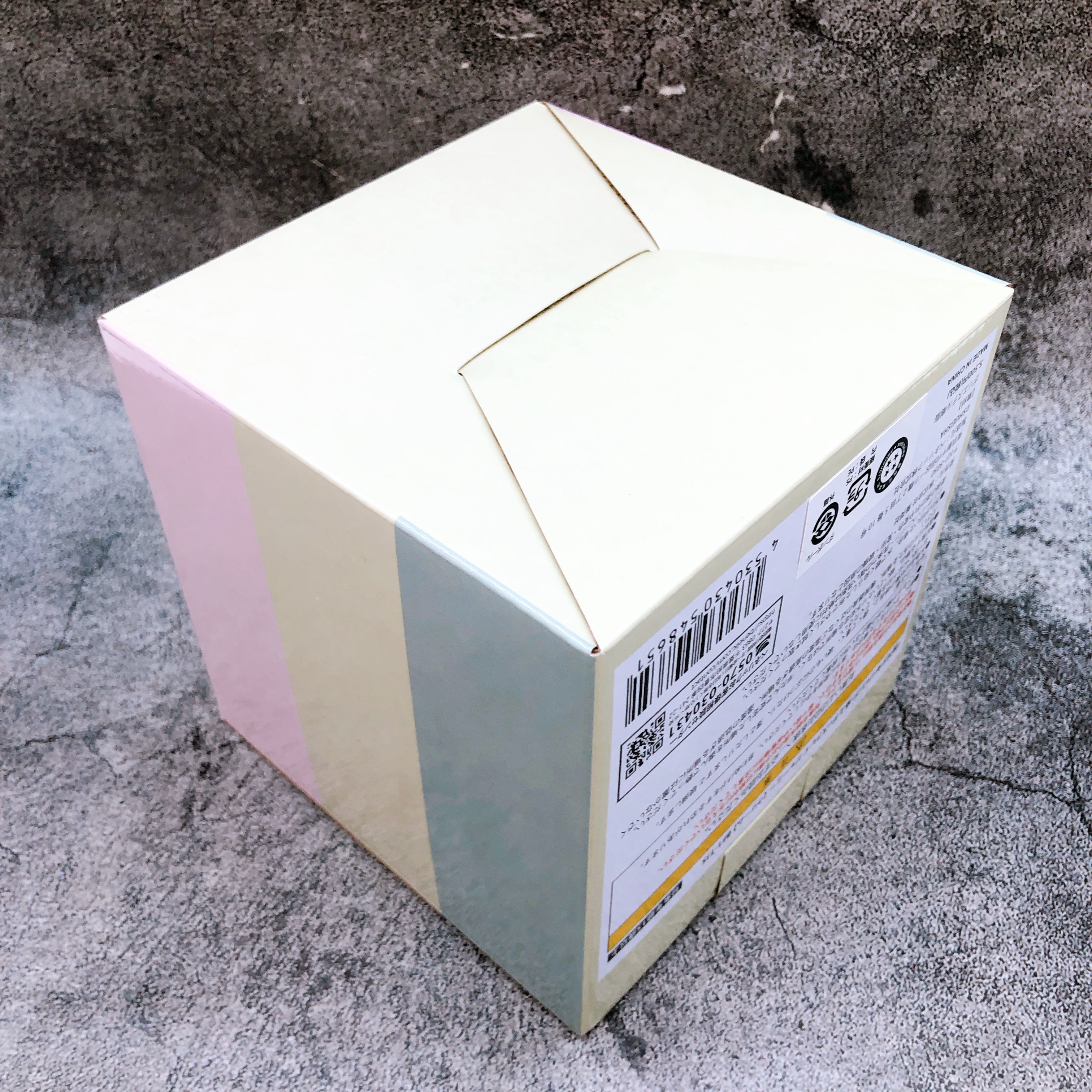 Weekly Shonen Jump Journey Cream Ver Desktop Display Figure from Japan FASTSHIP