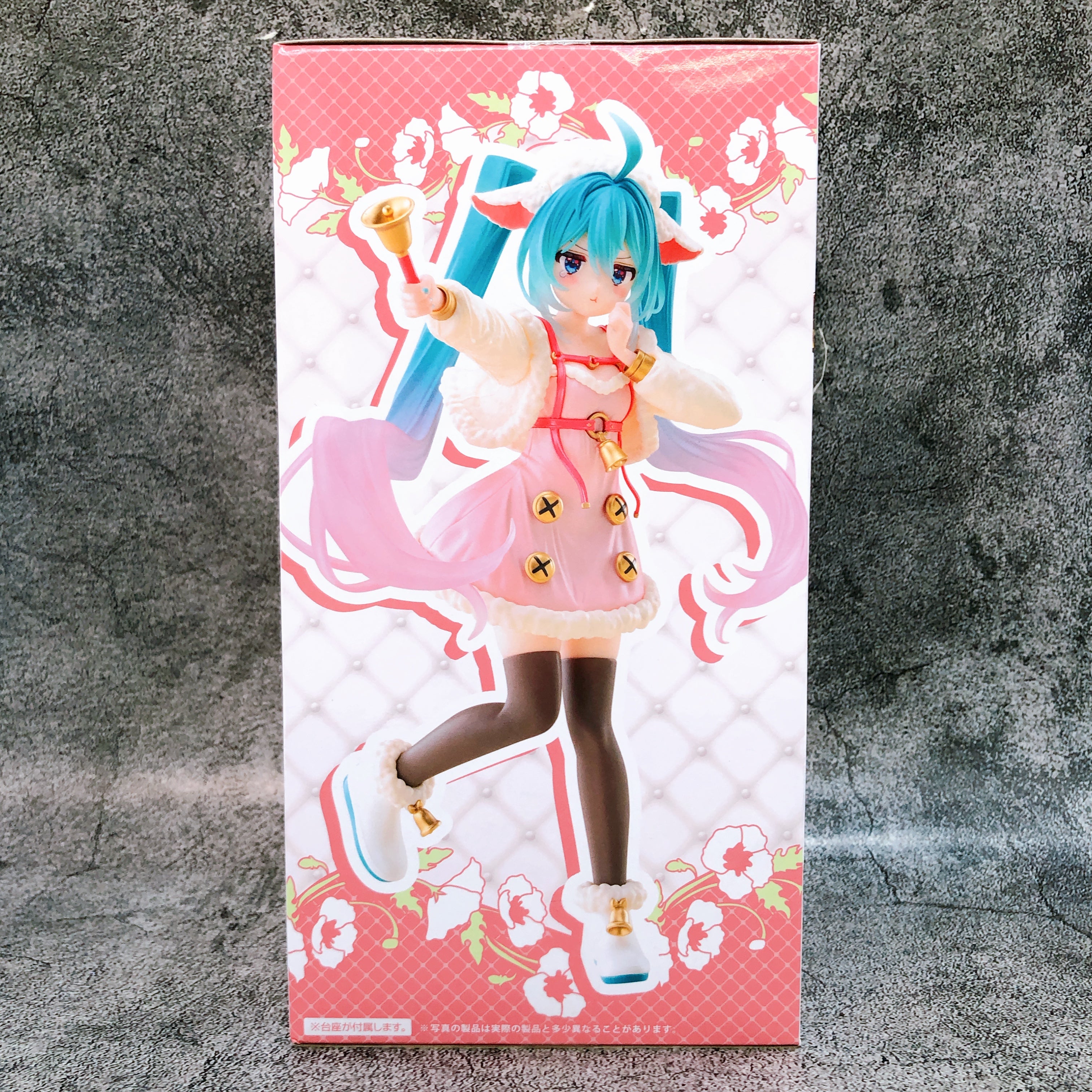 Hatsune Miku The Wolf and the Seven Young Goats Wonderland Figure Taito Japan