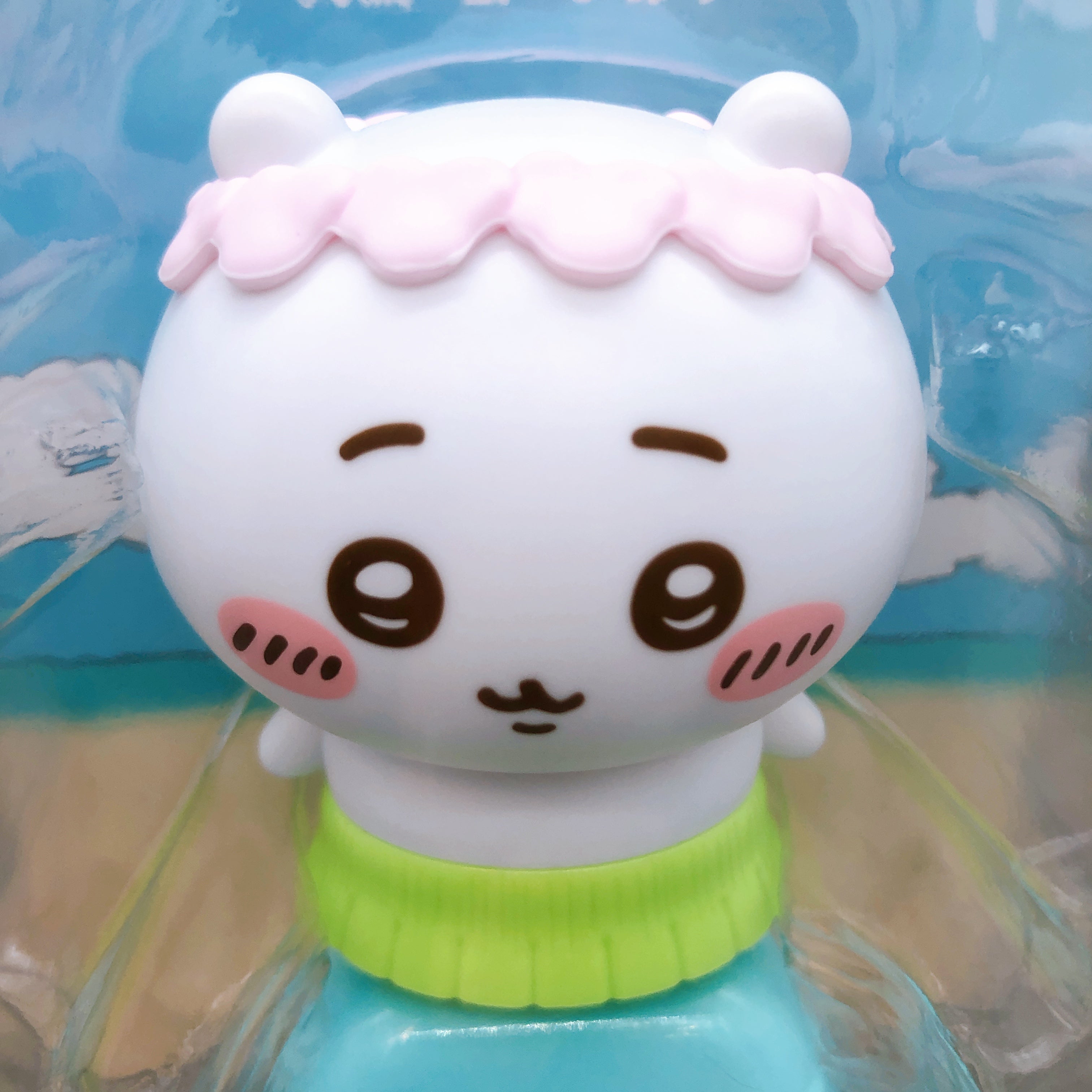 Chiikawa the Movie Chiikawa Solar Powered Bobblehead Swaying Figure Parade Japan