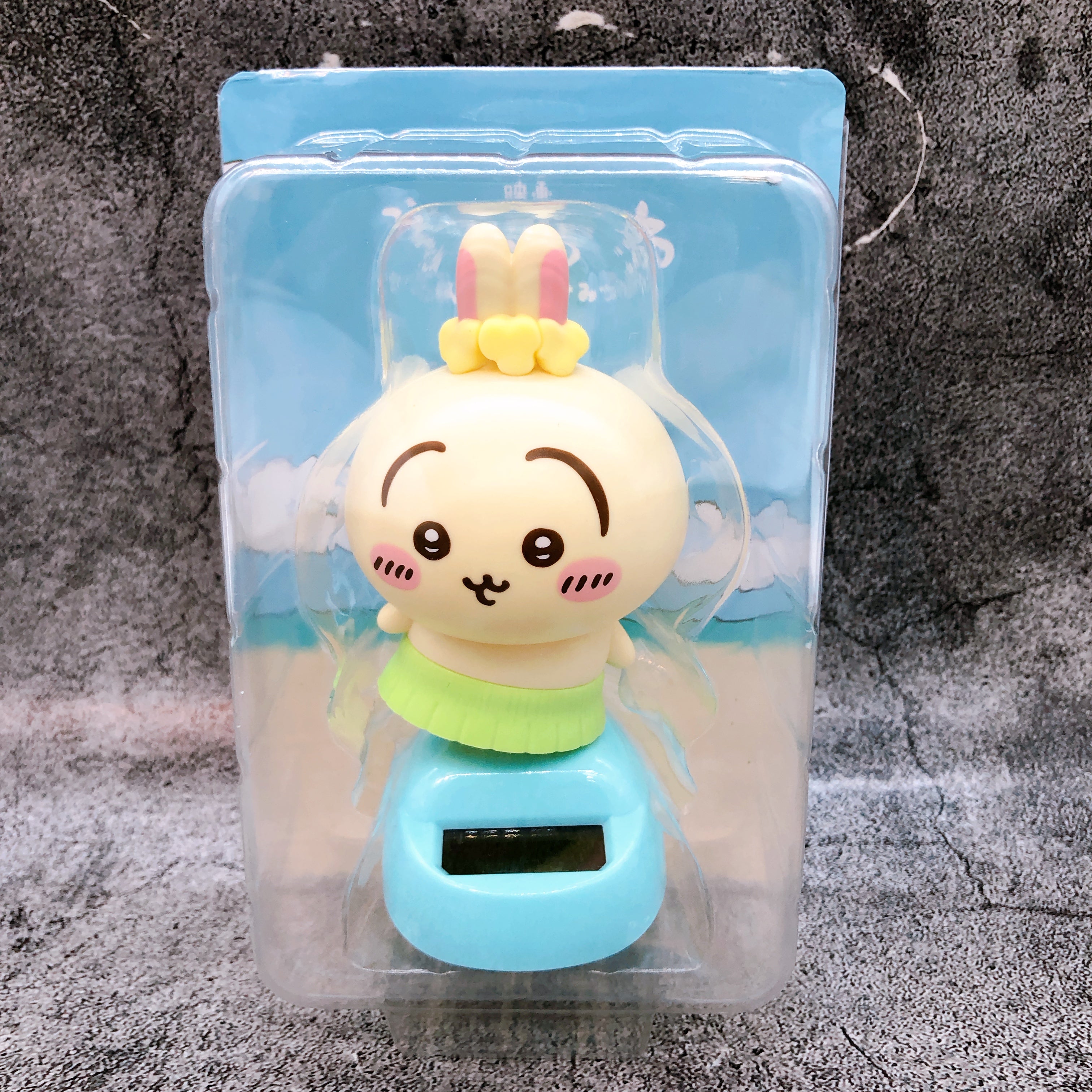Chiikawa the Movie Usagi Solar Powered Bobblehead Swaying Figure Parade Japan