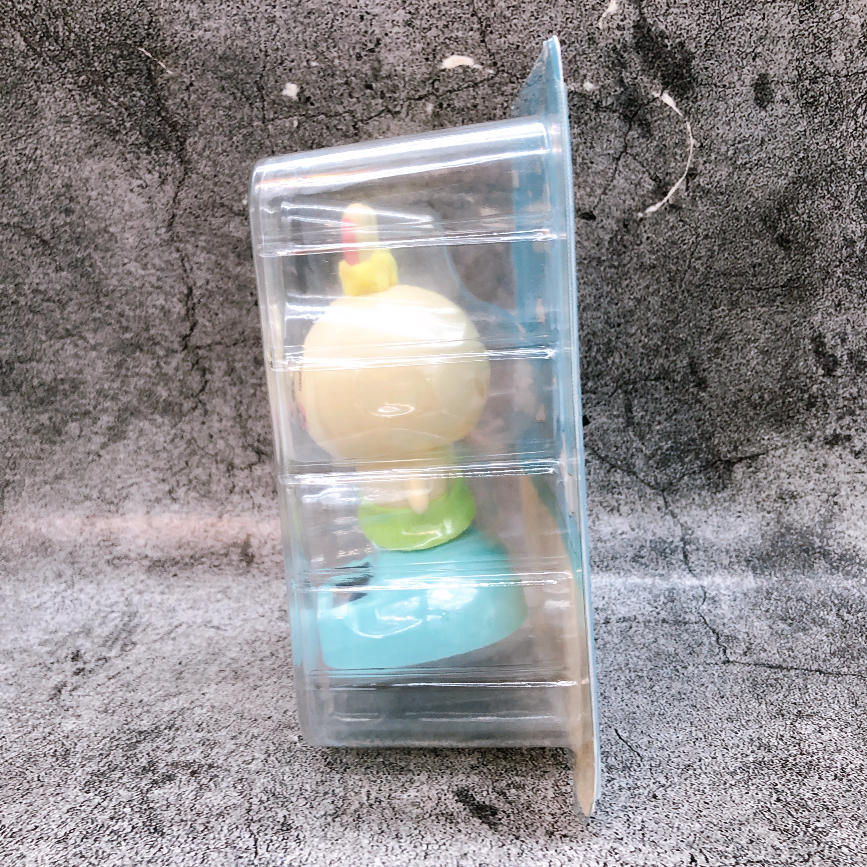 Chiikawa the Movie Usagi Solar Powered Bobblehead Swaying Figure Parade Japan