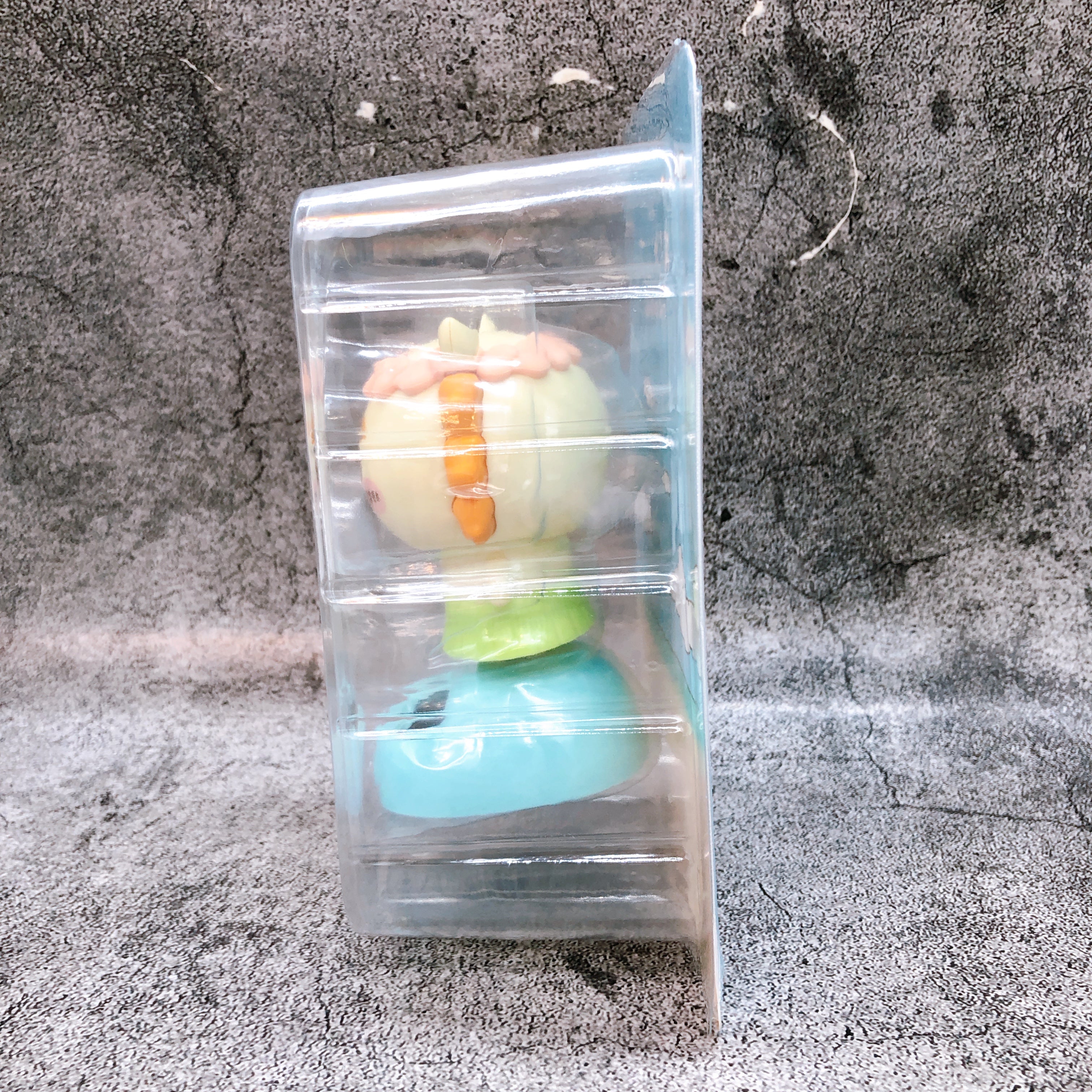 Chiikawa the Movie Shisa Solar Powered Bobblehead Swaying Figure Parade Japan