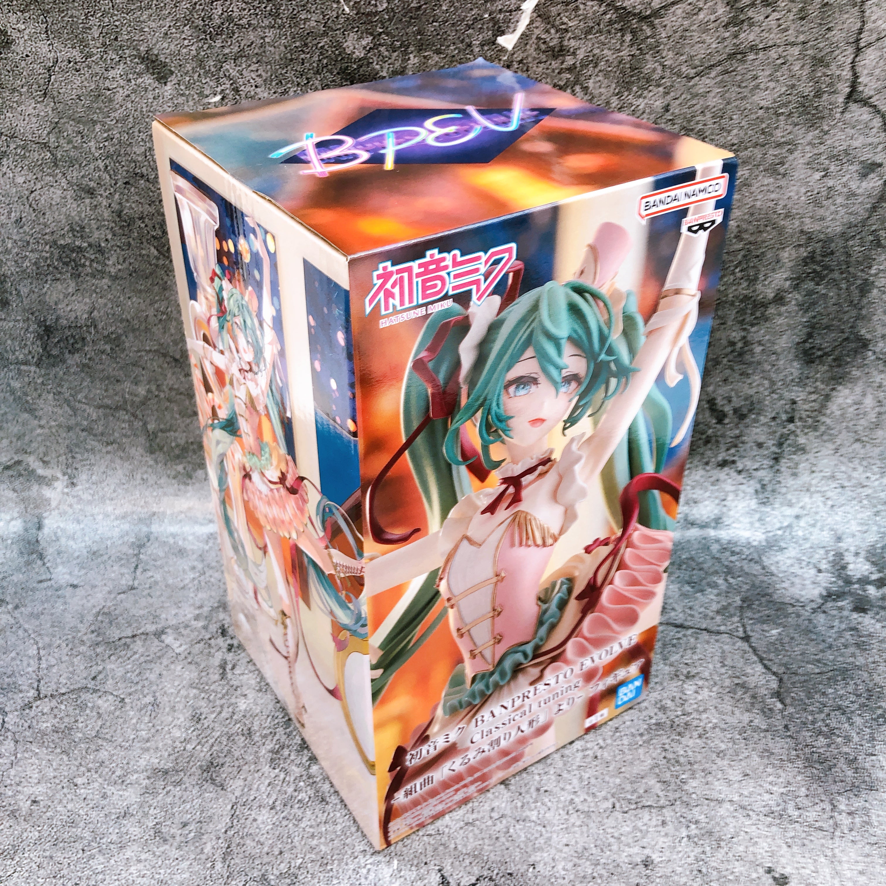 Hatsune Miku From The Nutcracker Suite Figure BANPRESTO EVOLVE Classical tuning
