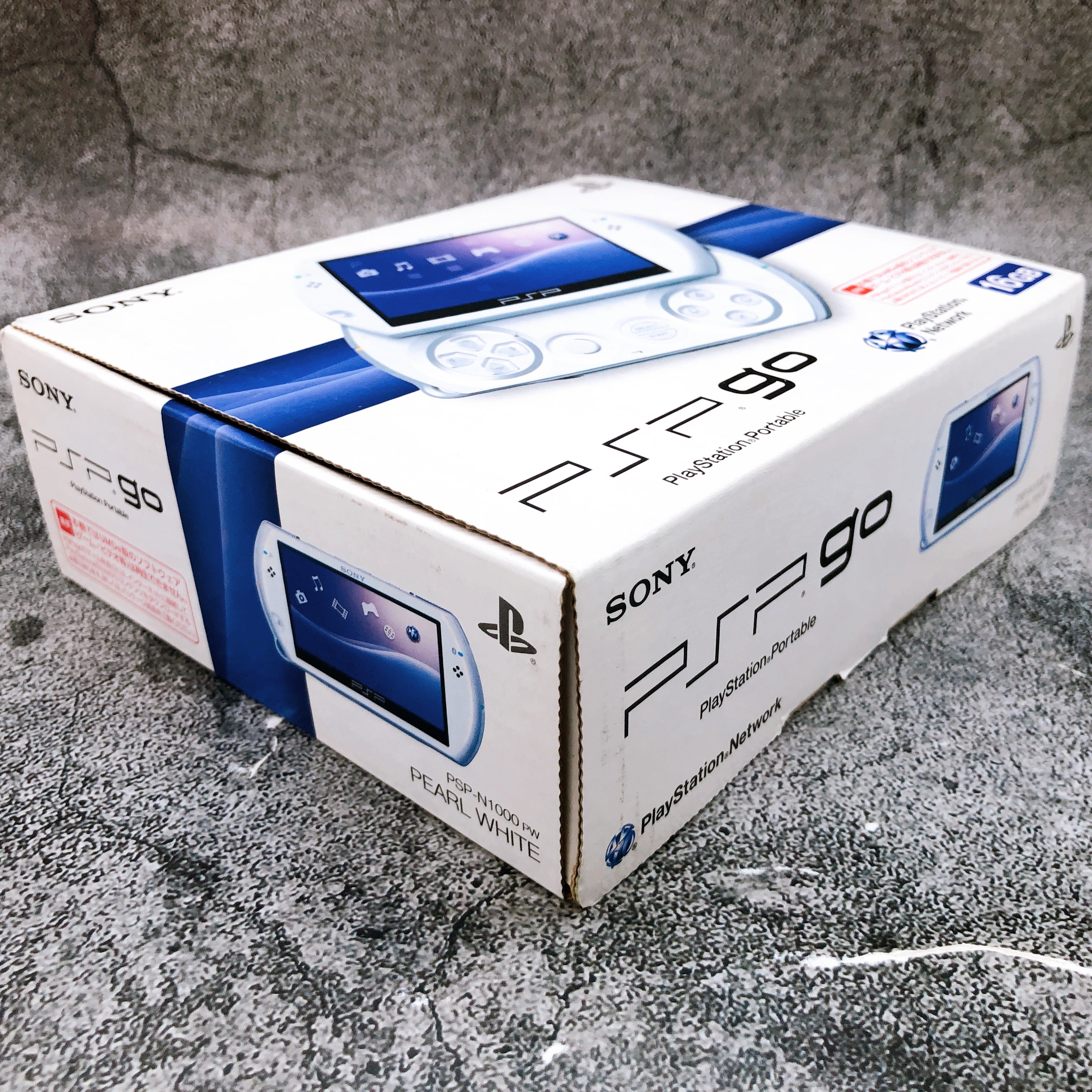 Sony PSP GO PlayStation Portable Pearl White Console PSP-N1000 Boxed in Stock