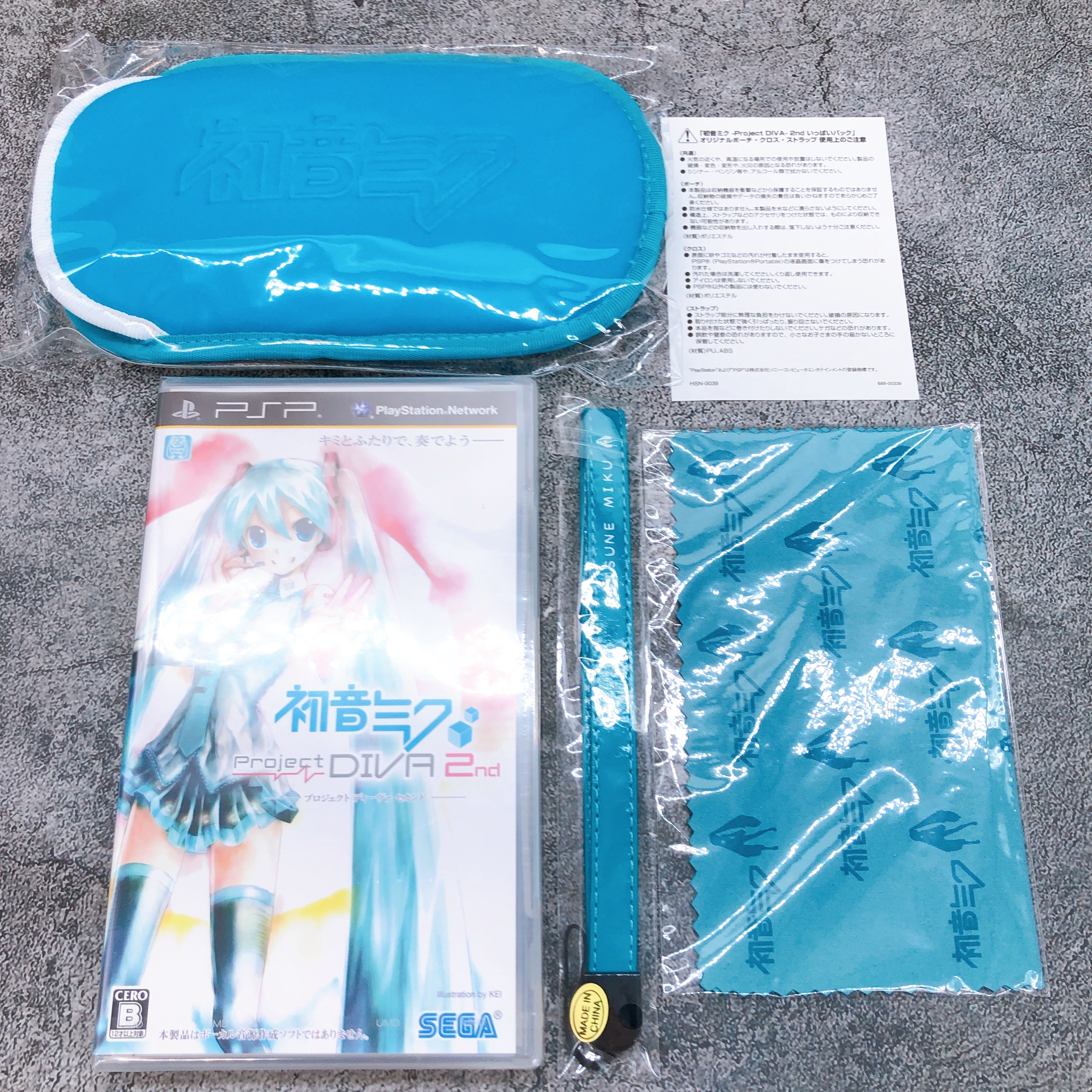 PSP 3000 Miku Hatsune Project DIVA 2nd full ippai pack Sega PlayStation in Stock