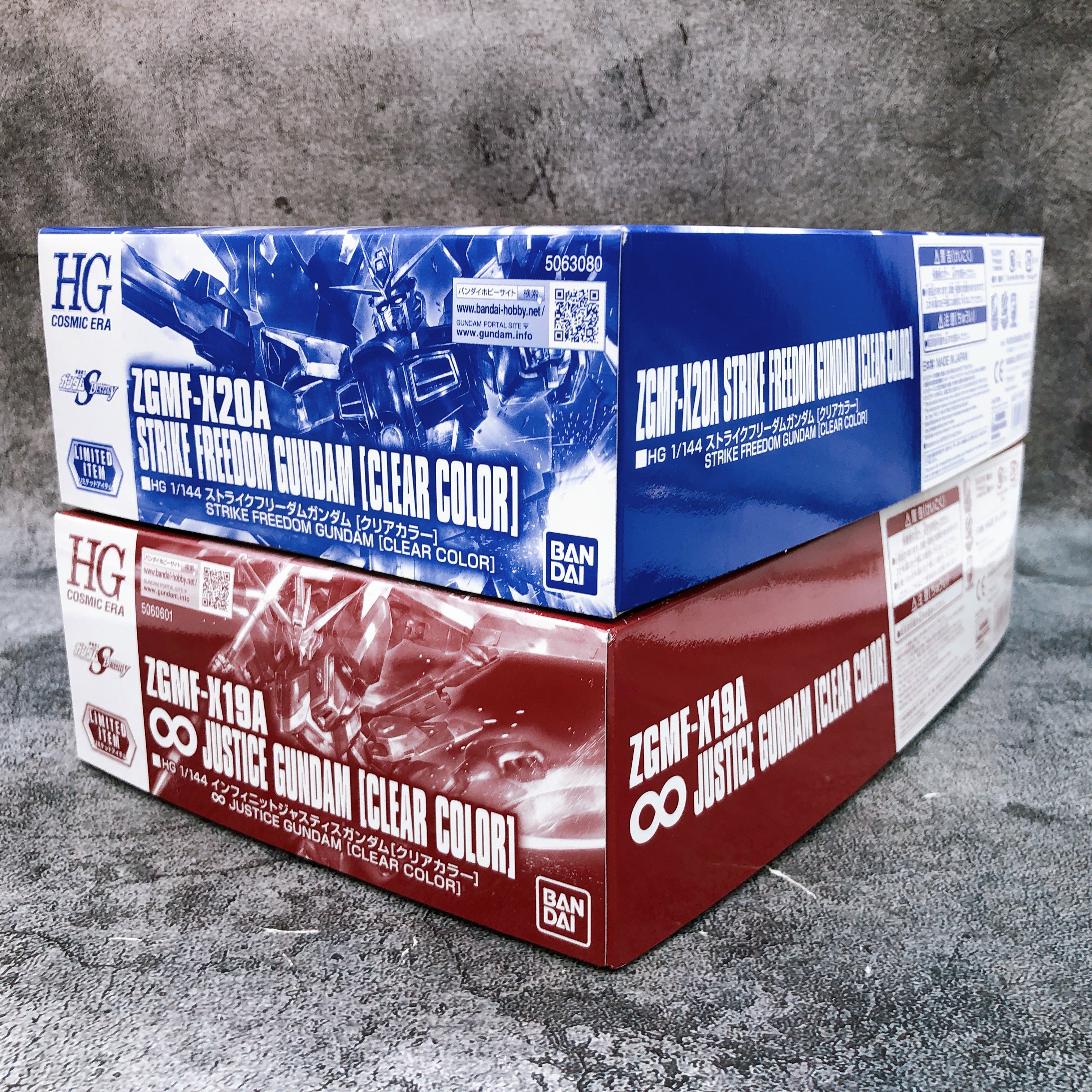 HG 1/144 Strike Freedom Gundam & Infinite Justice Gundam Clear Color Set Bandai