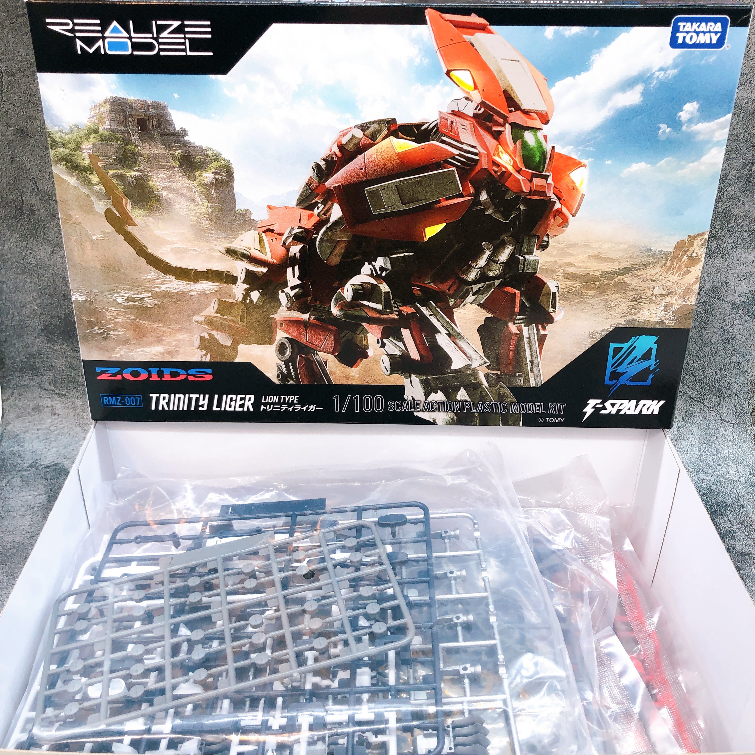 ZOIDS REALIZE MODEL 1/100 Saber Tiger Schwarz Special & Trinity Liger Set Kit