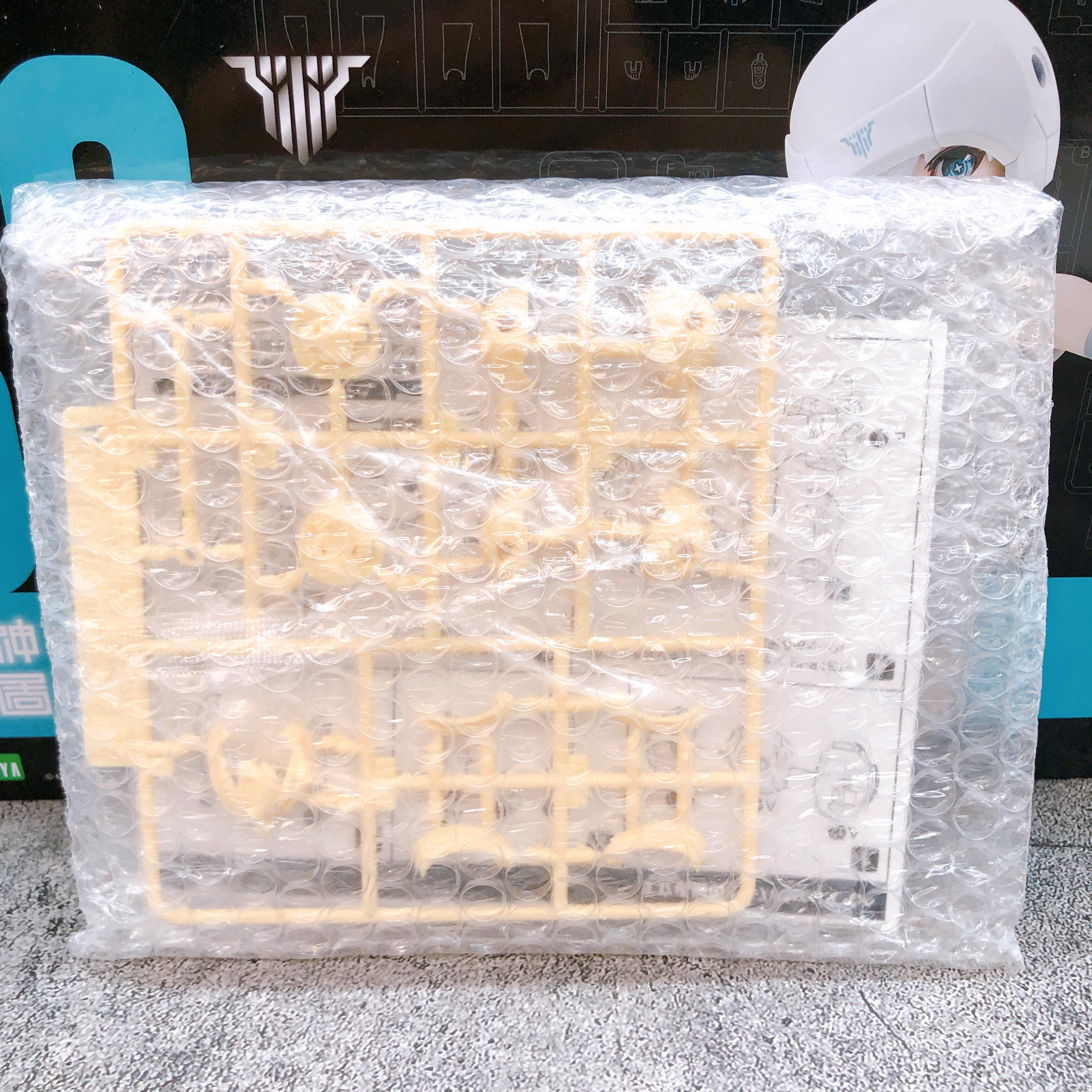 Megami Device B1R-M Chassis Kit Skin Color A & Bonus Parts Set Kit KOTOBUKIYA