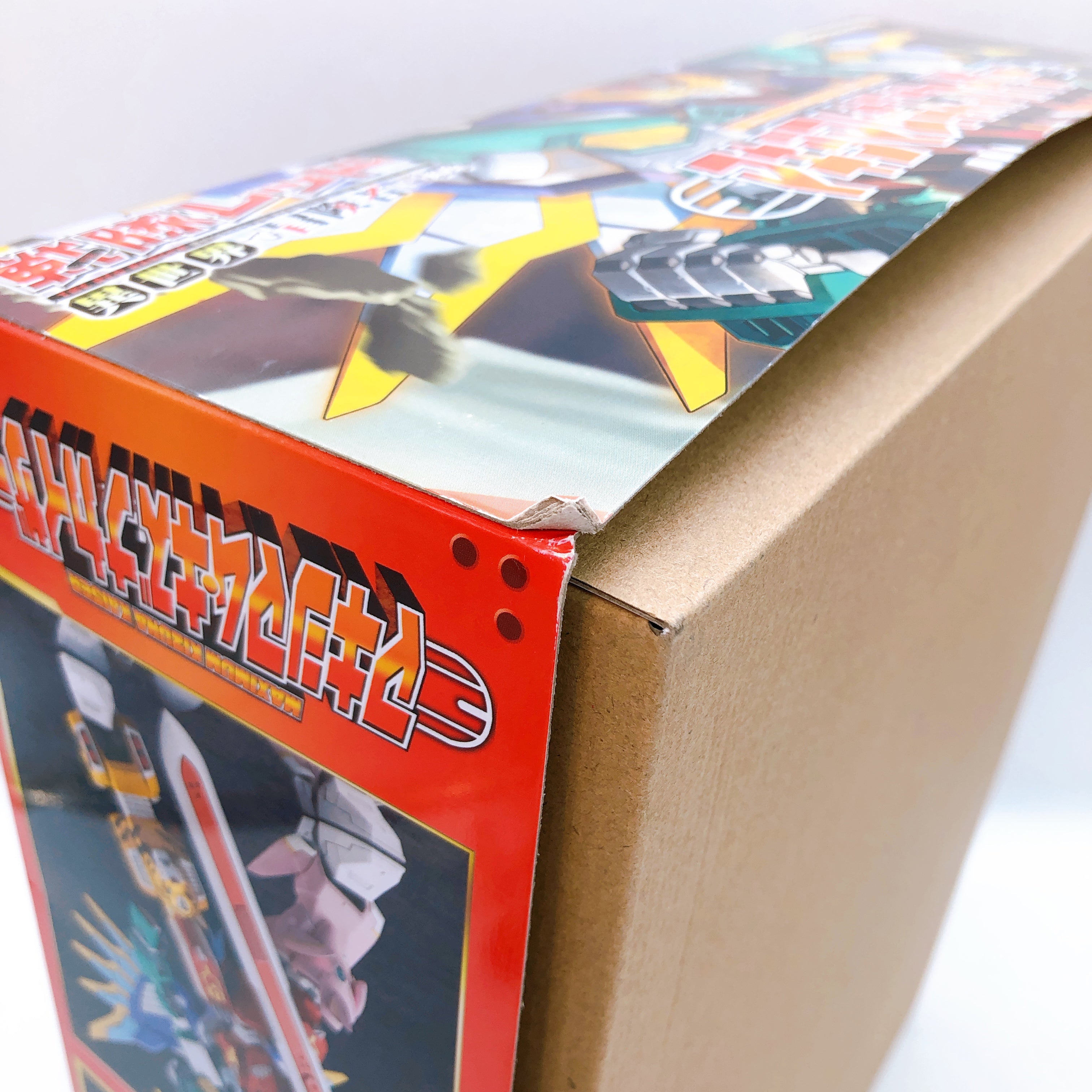 KOTOBUKIYA Maximum Kizuna Kaiser & Bonus Parts Set The Red Ranger Mode