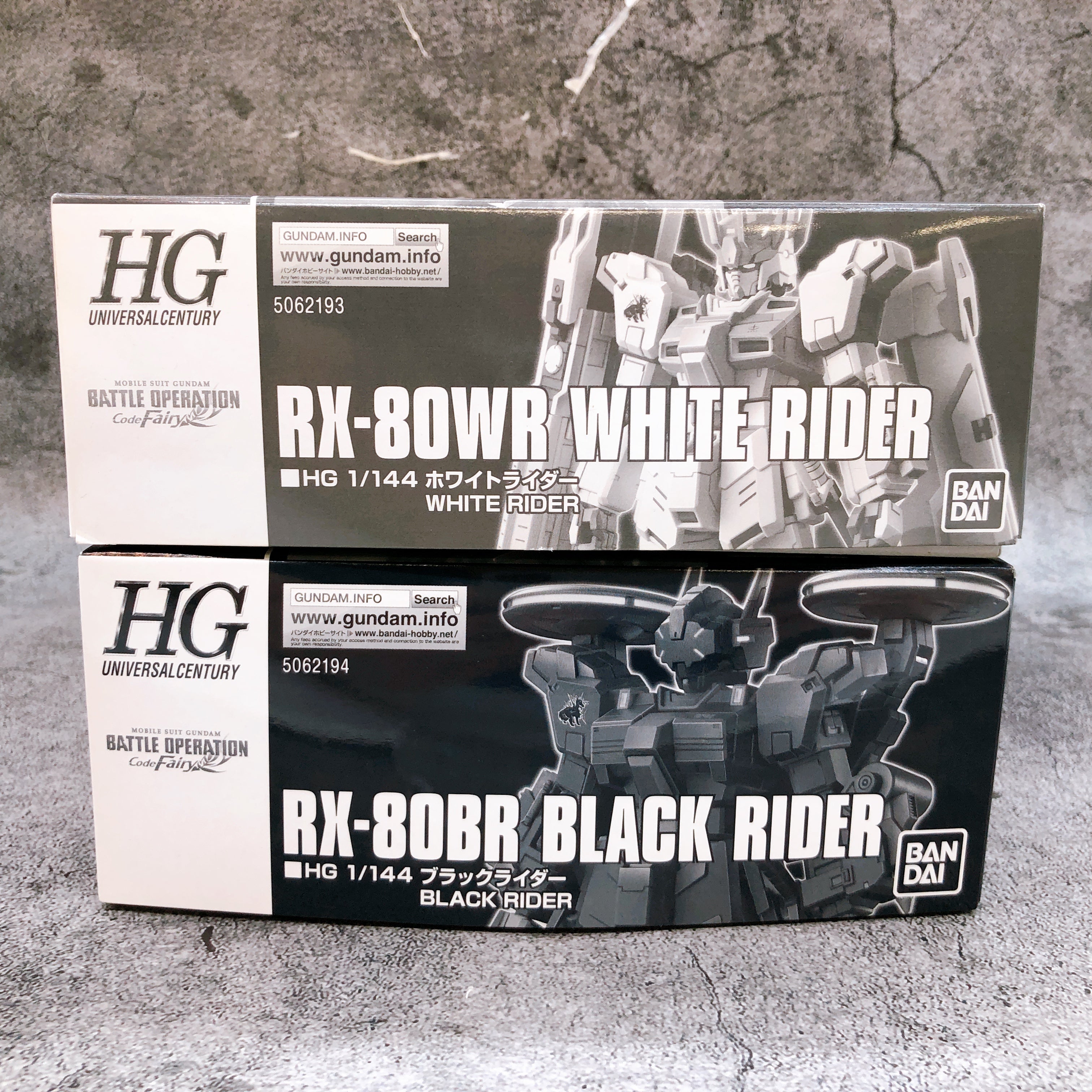 HG 1/144 White Rider & Black Rider Set Gundam Model Kit 15+ Premium Bandai Japan