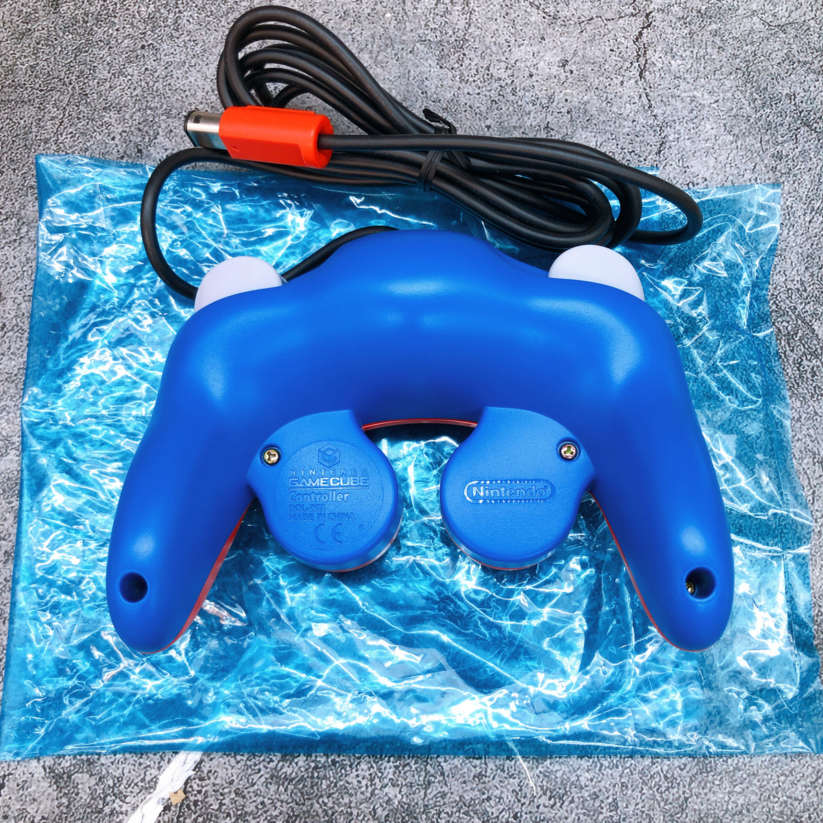 Club Nintendo GameCube Mario & Luigi Controller SET Rare Accessories AUTHENTIC
