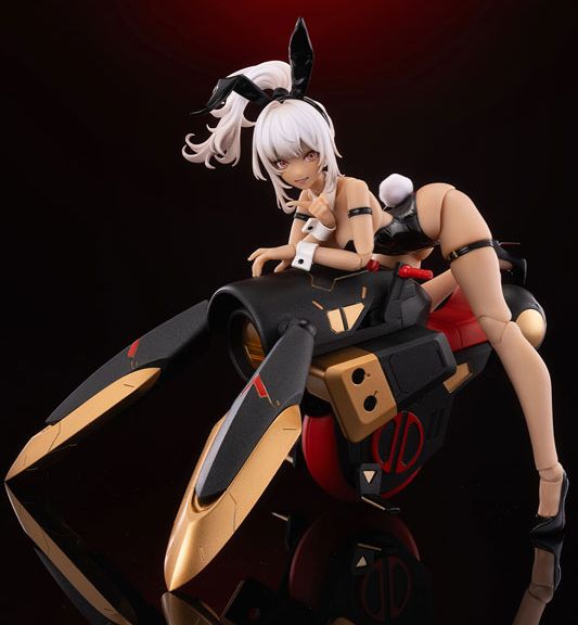 Bunny Girl Aileen Sunkissed Figure + Optional Feet + Cyclone Gear Deluxe Black