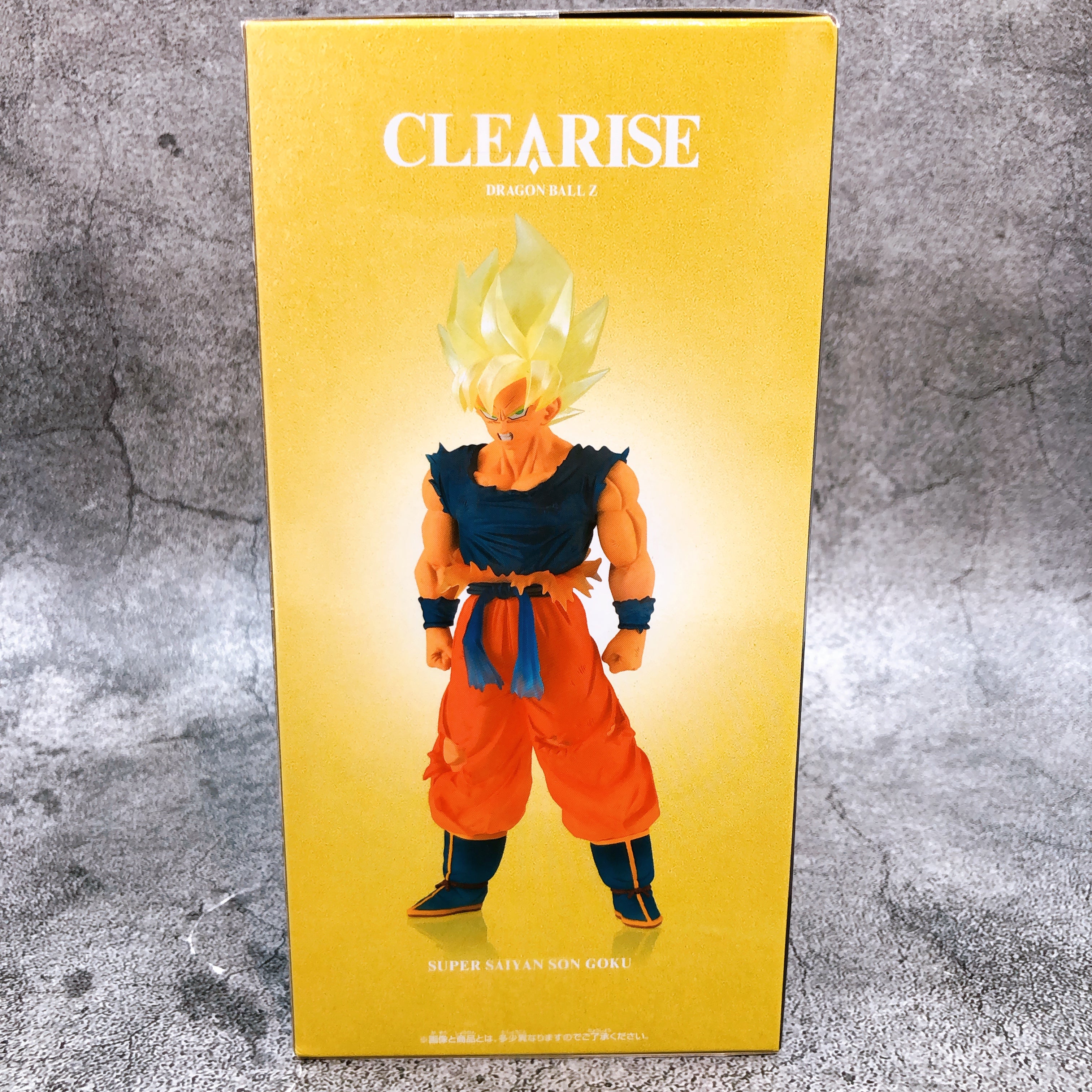 Dragon Ball Z Super Saiyan Son Goku CLEARISE [BANPRESTO]