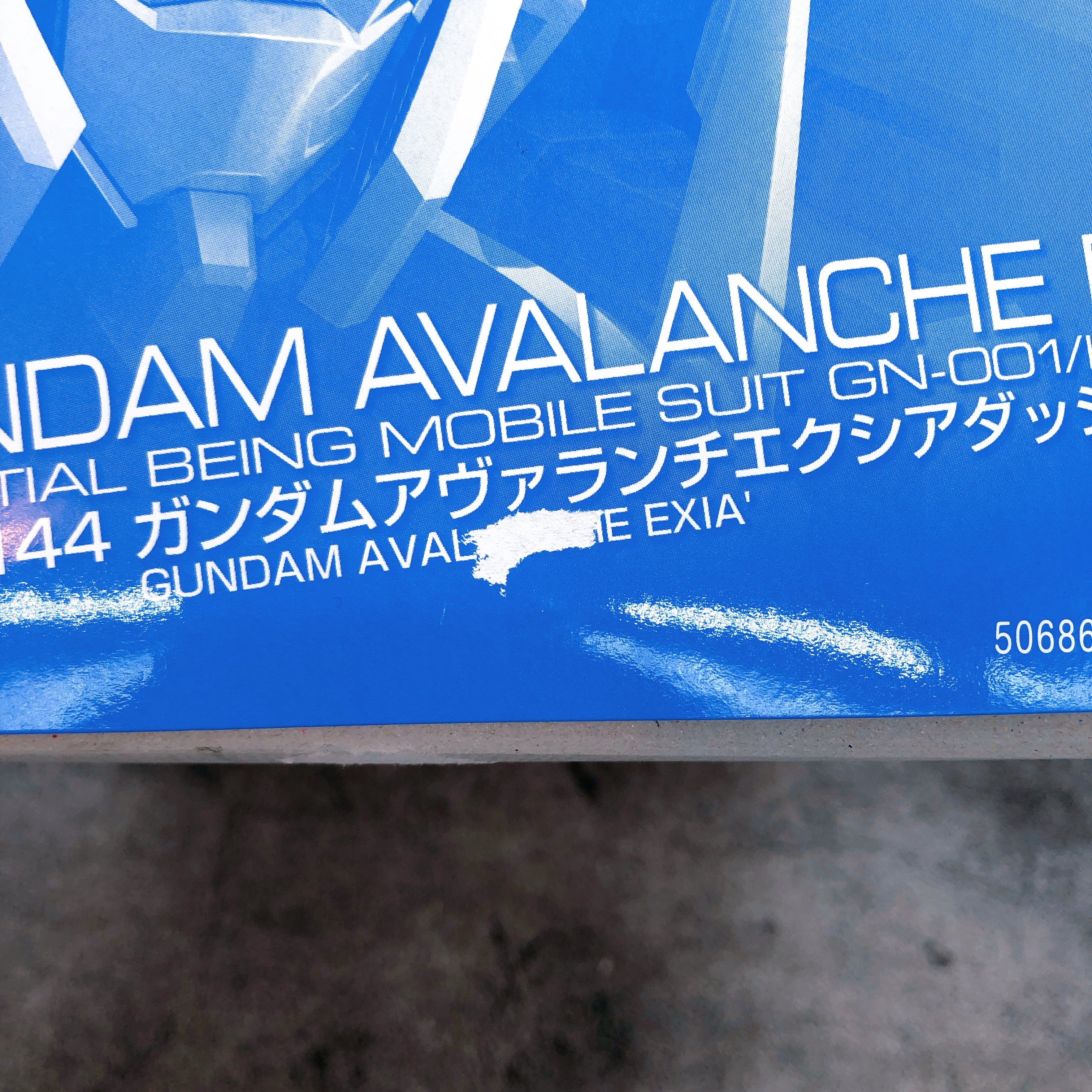RG 1/144 Gundam Avalanche Exia Dash Gundam 00 Model Kit Premium Bandai Japan NEW