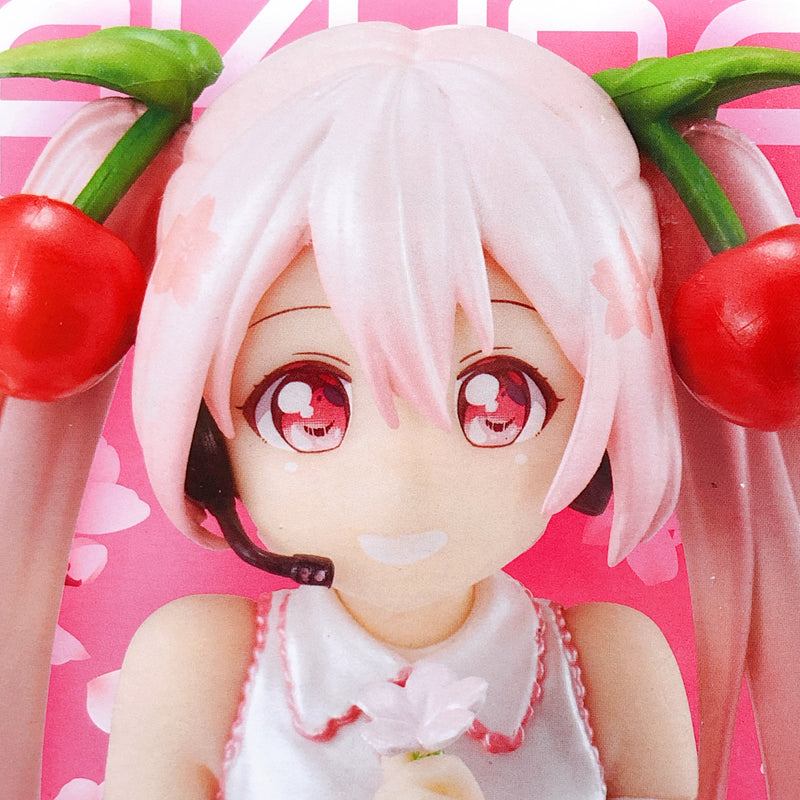 Hatsune Miku Sakura Miku 2022 Pearl ver. Noodle StopperFigure [FuRyu]